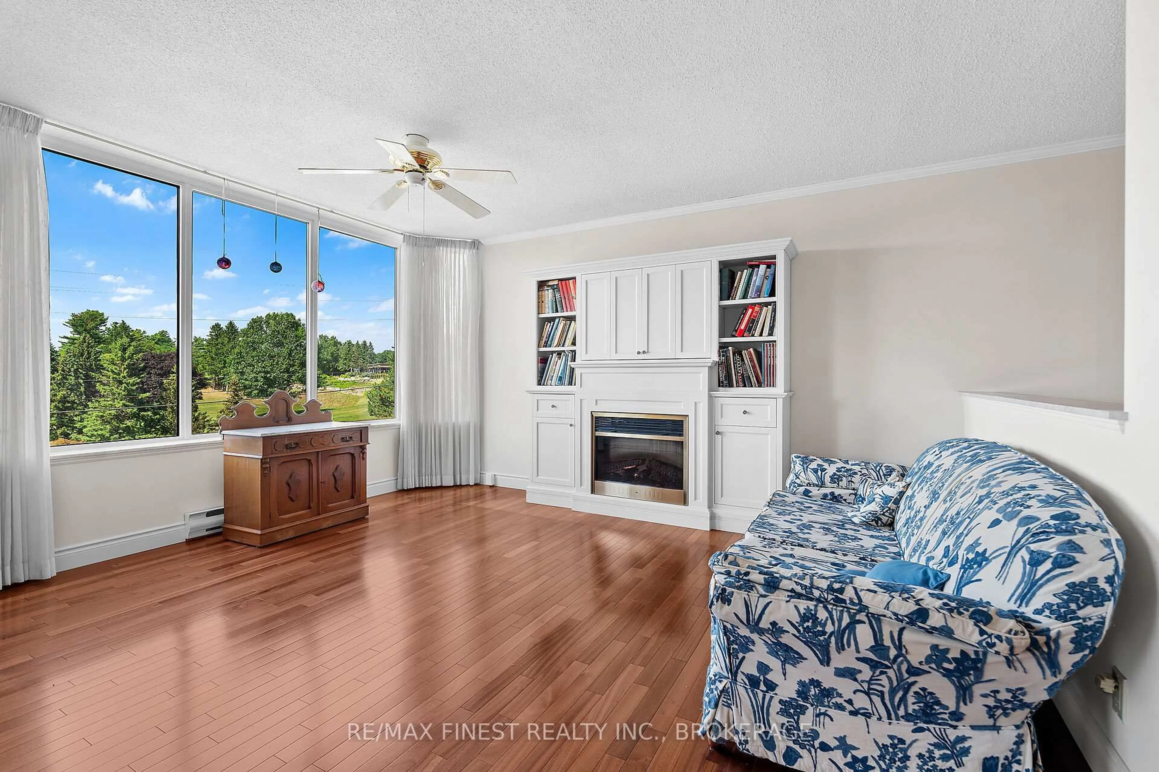 Living room with furniture, unknown for 1000 King St #302, Kingston Ontario K7M 8H3