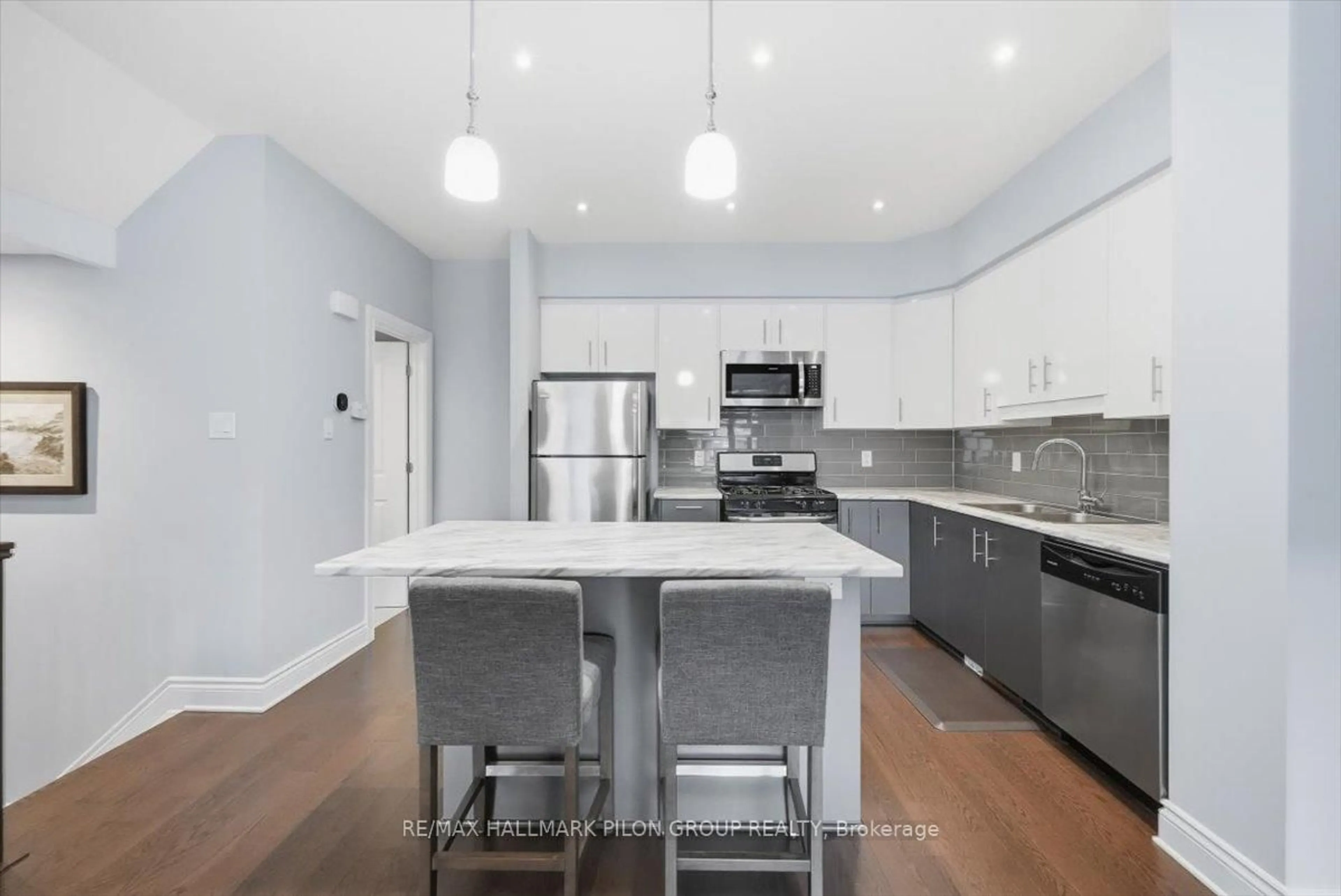 Open concept kitchen, unknown for 214 Dragonfly Walk, Ottawa Ontario K1W 0J8