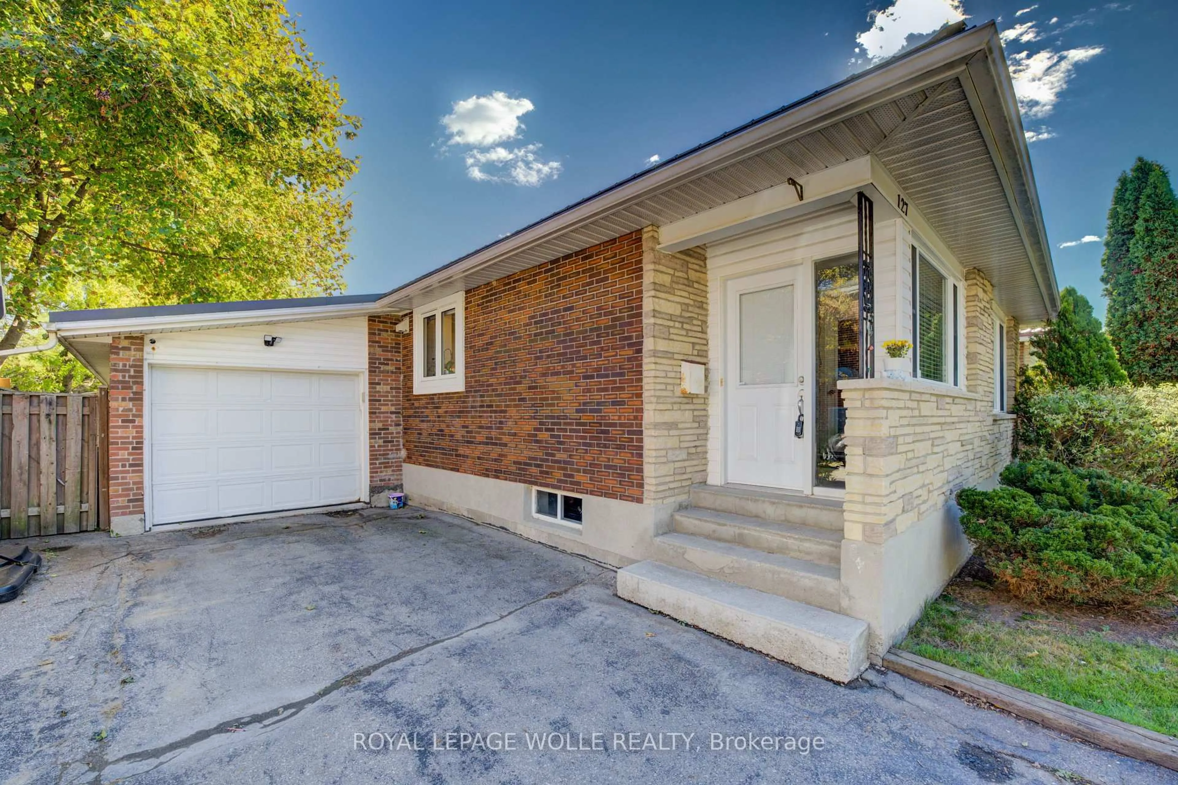 Home with brick exterior material, street for 127 Jansen Ave, Kitchener Ontario N2A 2L8