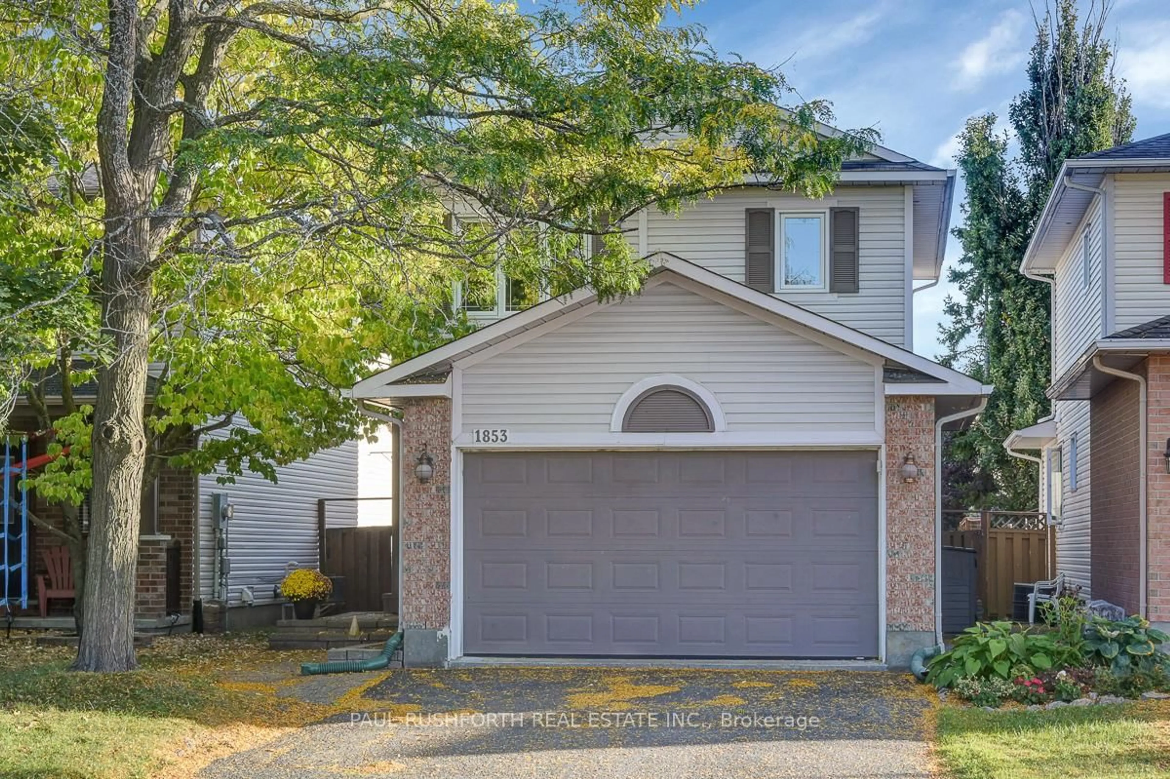 Home with vinyl exterior material, street for 1853 Sunland Dr, Orleans Ontario K4A 3S8