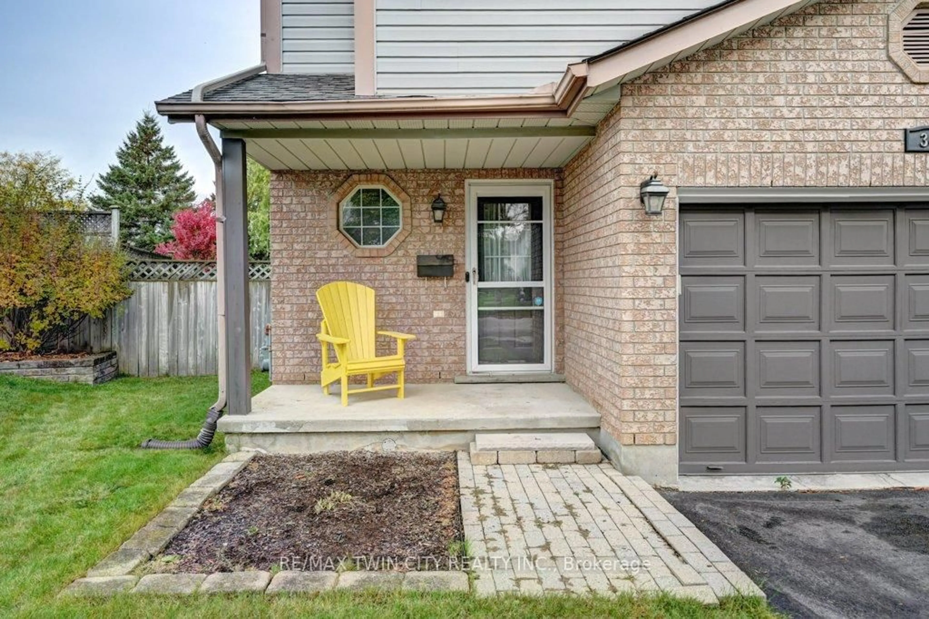 Home with brick exterior material, street for 347 Bushview Cres, Waterloo Ontario N2V 2A6