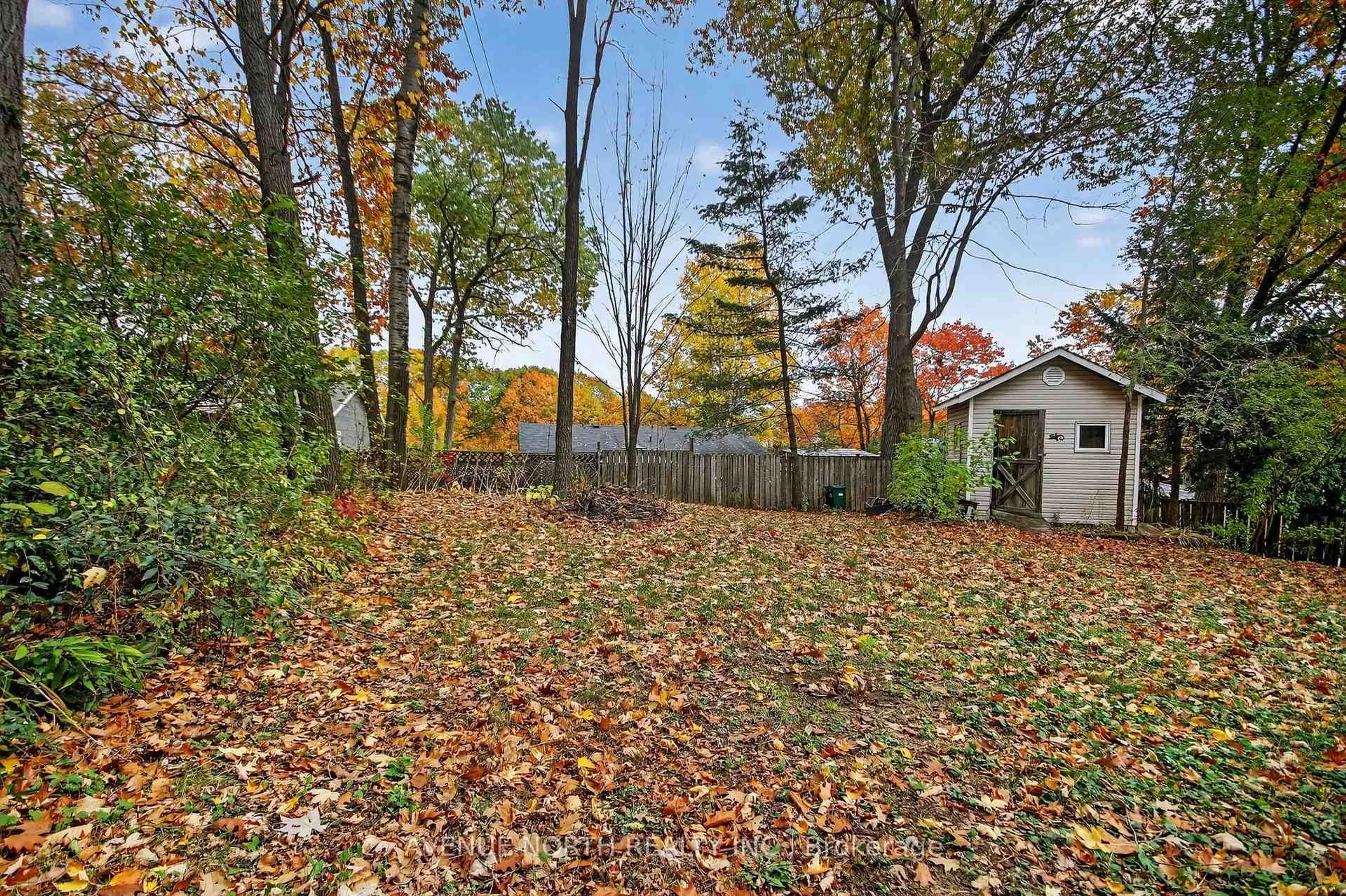 Patio, forest/trees view for 116 Woods Rd, Ottawa Ontario K0A 3M0