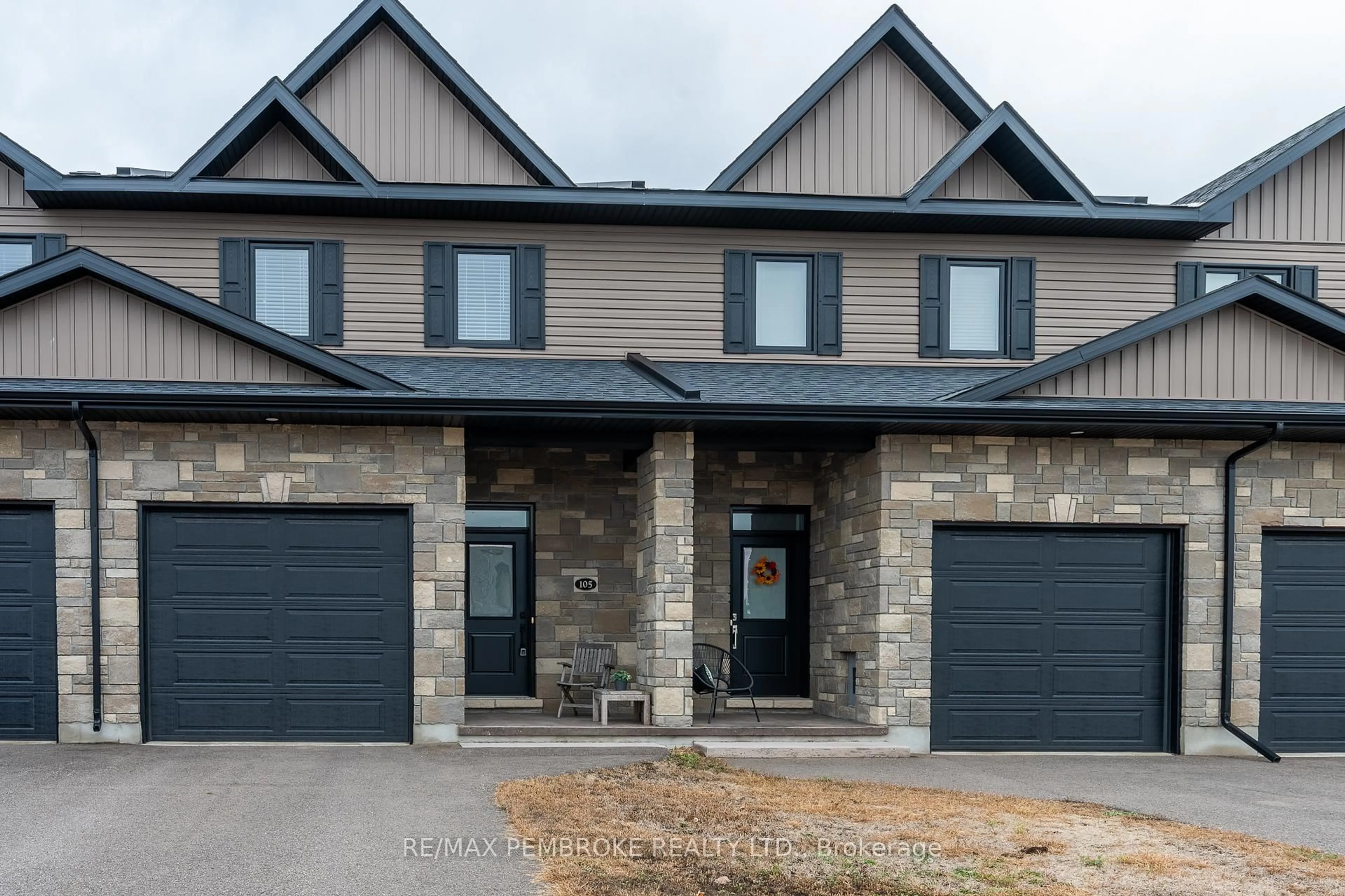 Home with brick exterior material, street for 105 Chad St, Petawawa Ontario K8H 0G9