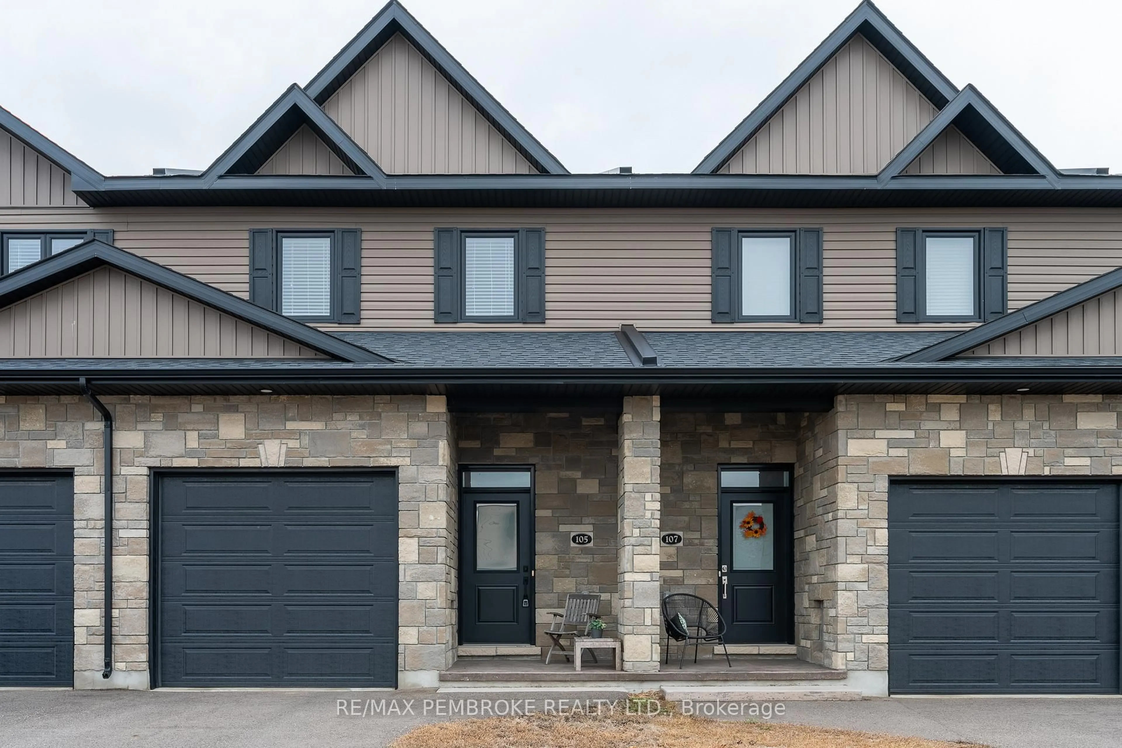 Home with brick exterior material, street for 105 Chad St, Petawawa Ontario K8H 0G9