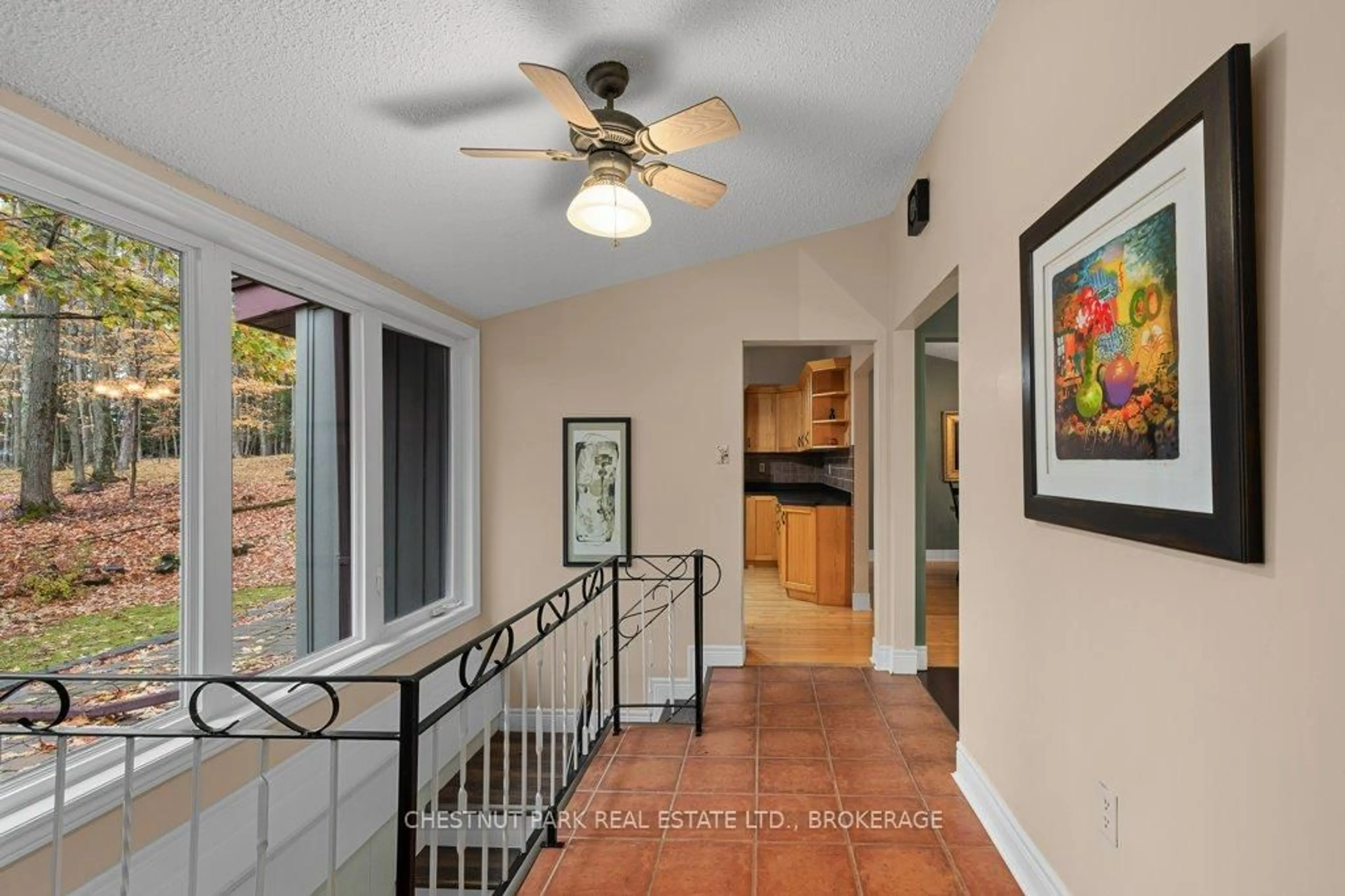 Indoor entryway for 1190 Alamo Lane, Verona Ontario K0H 2W0