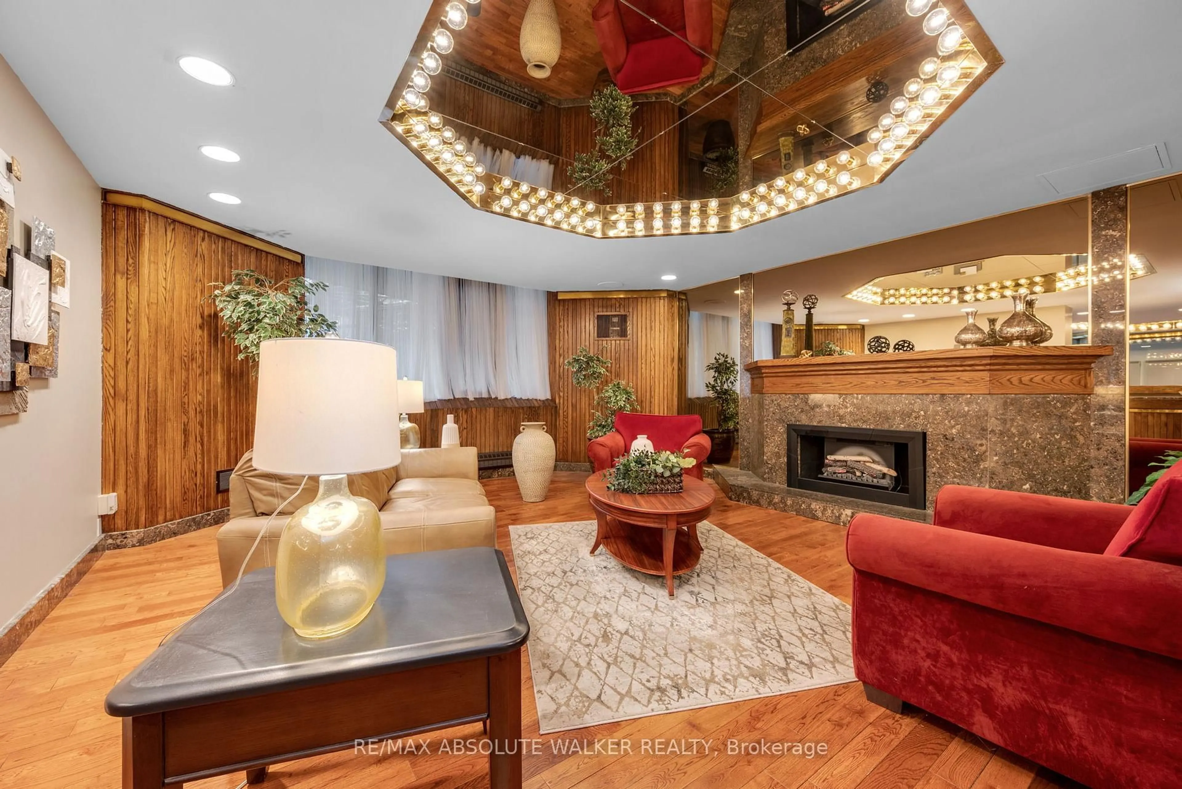 Lobby for 2871 Richmond Rd #414, Ottawa Ontario K2B 8M5