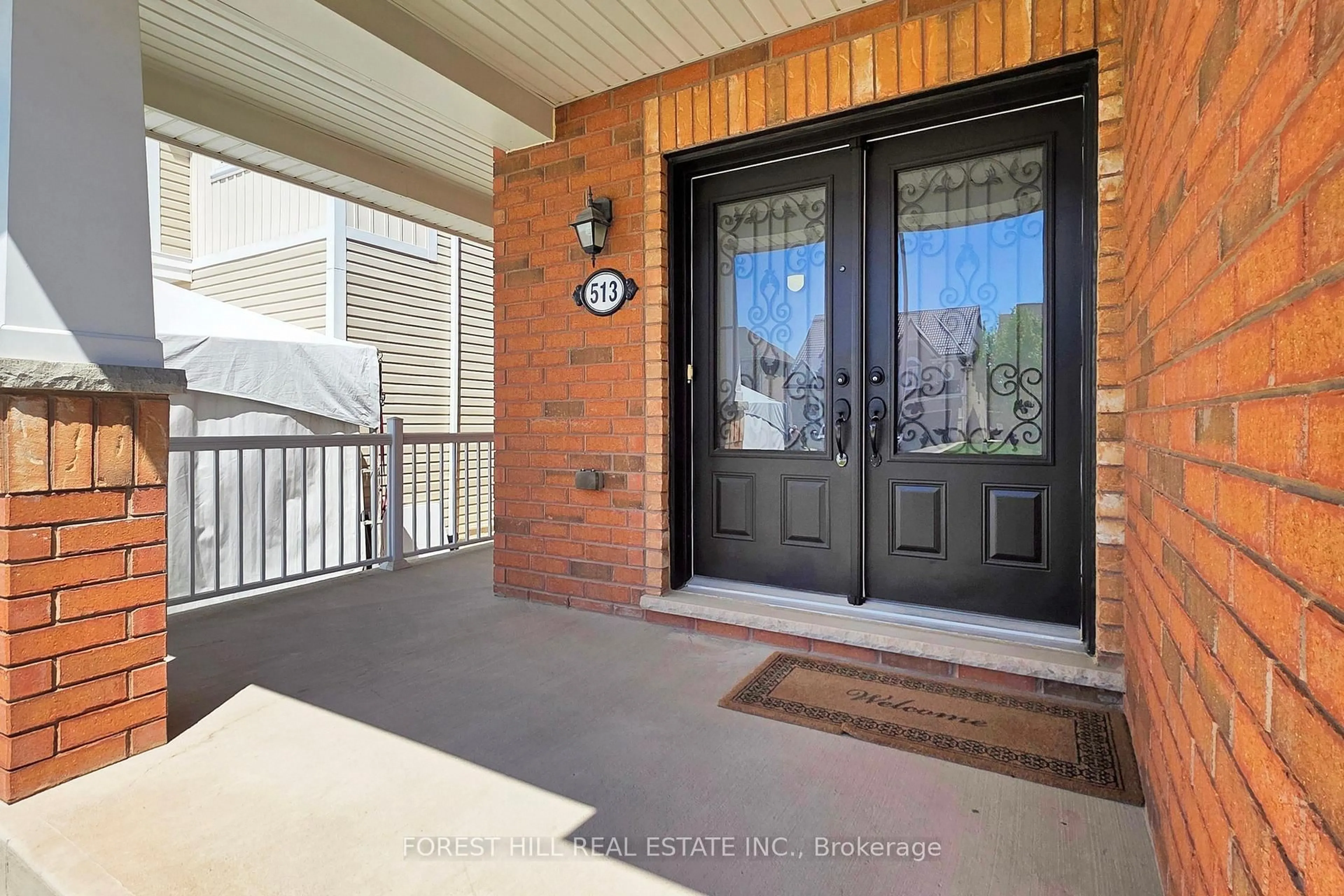 Indoor entryway for 513 Davis Dr, Shelburne Ontario L9V 2S3