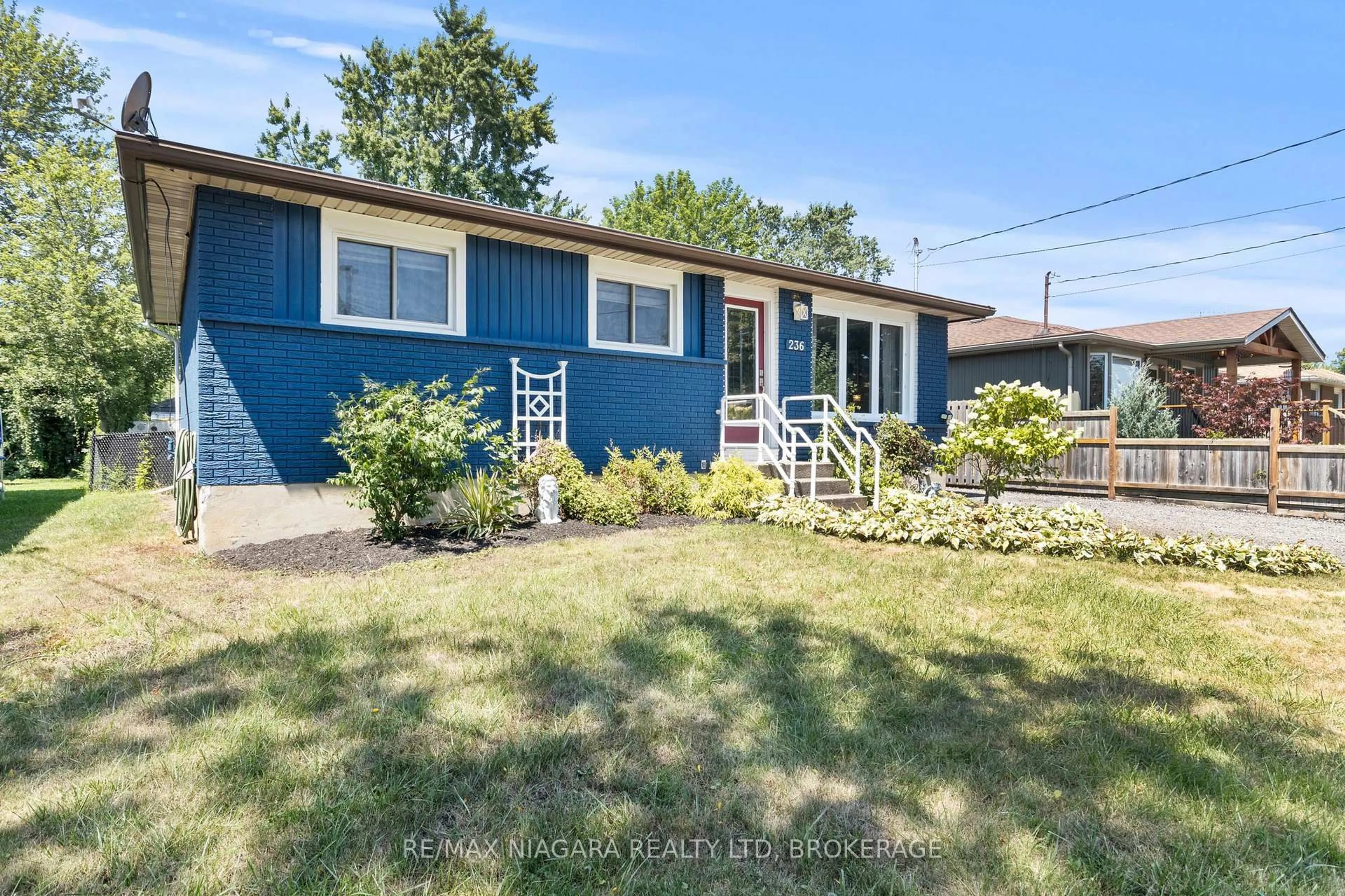 Unknown for 236 Cutress Ave, Welland Ontario L3C 2S8