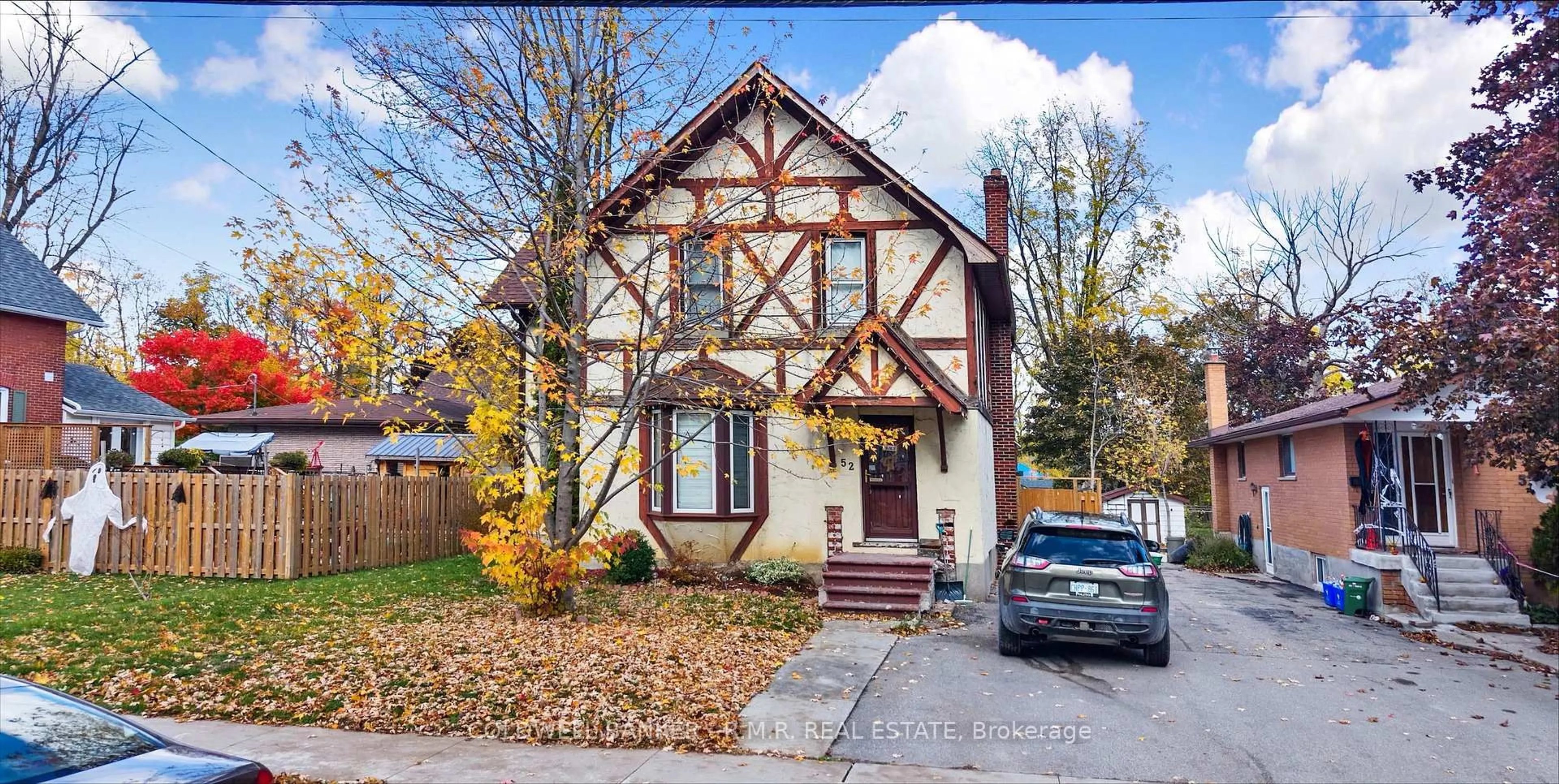 Home with brick exterior material, street for 52 Glenelg St, Kawartha Lakes Ontario K9V 1Z3