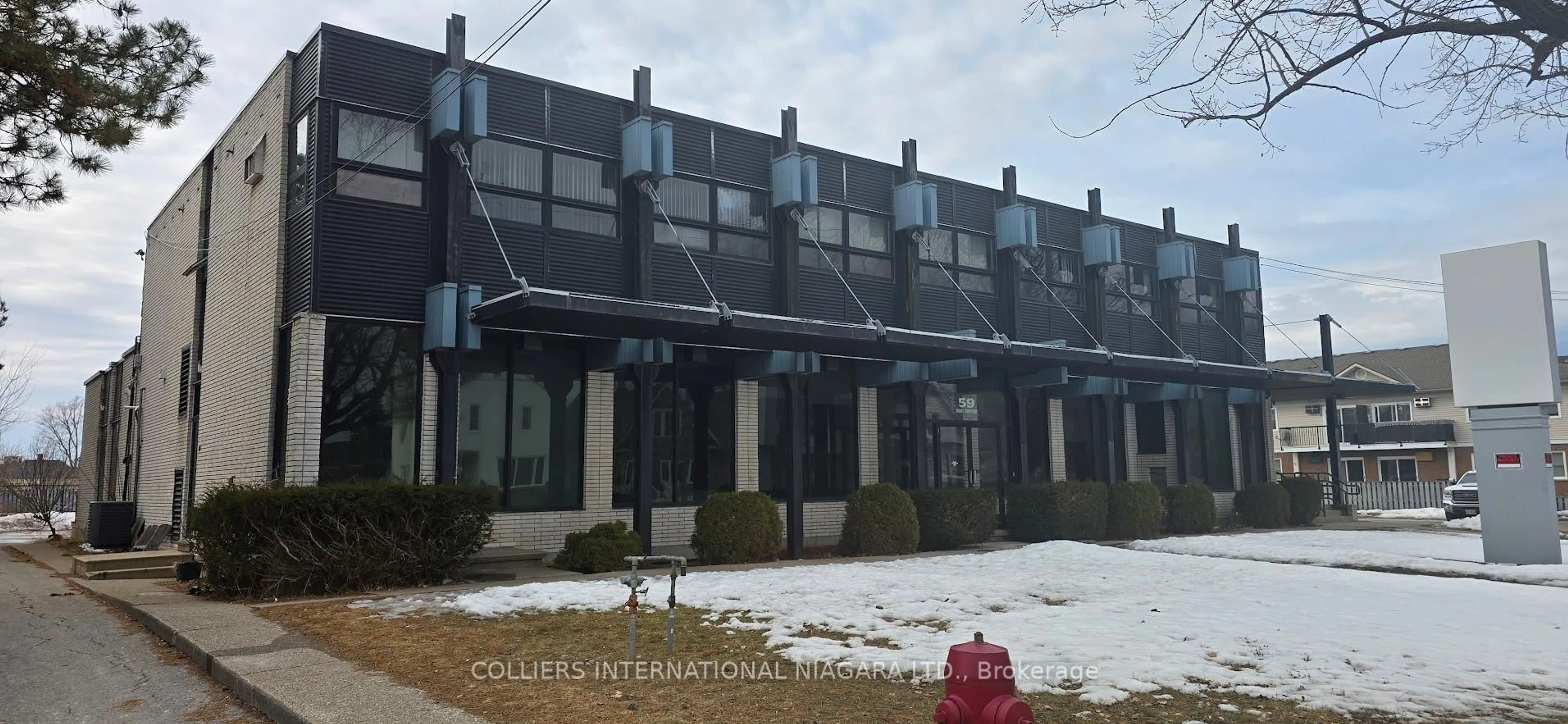 Unknown for 59 Empire St, Welland Ontario L3B 2L3