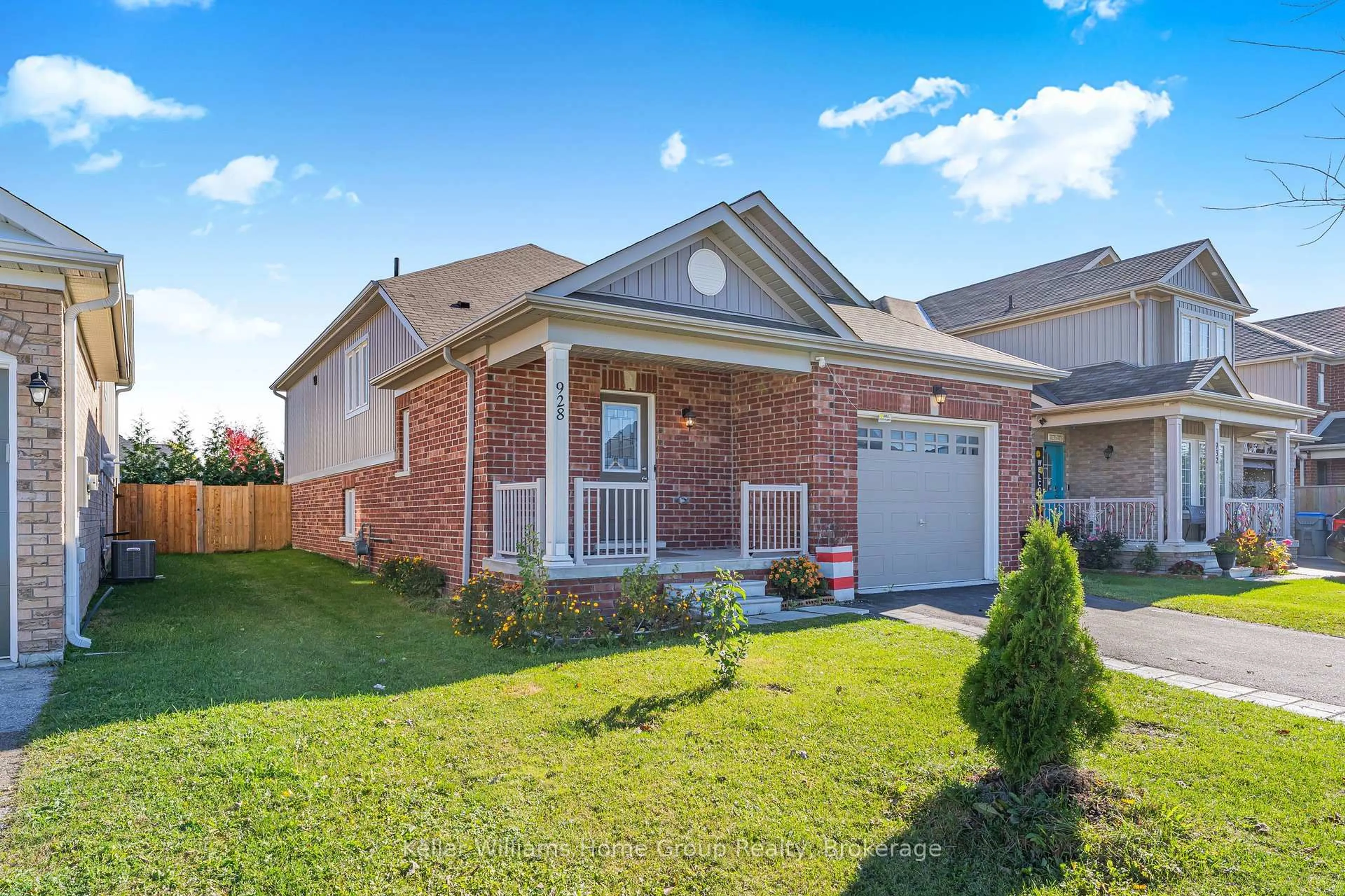 Home with brick exterior material, street for 928 Hannah Ave, North Perth Ontario N4W 0H7