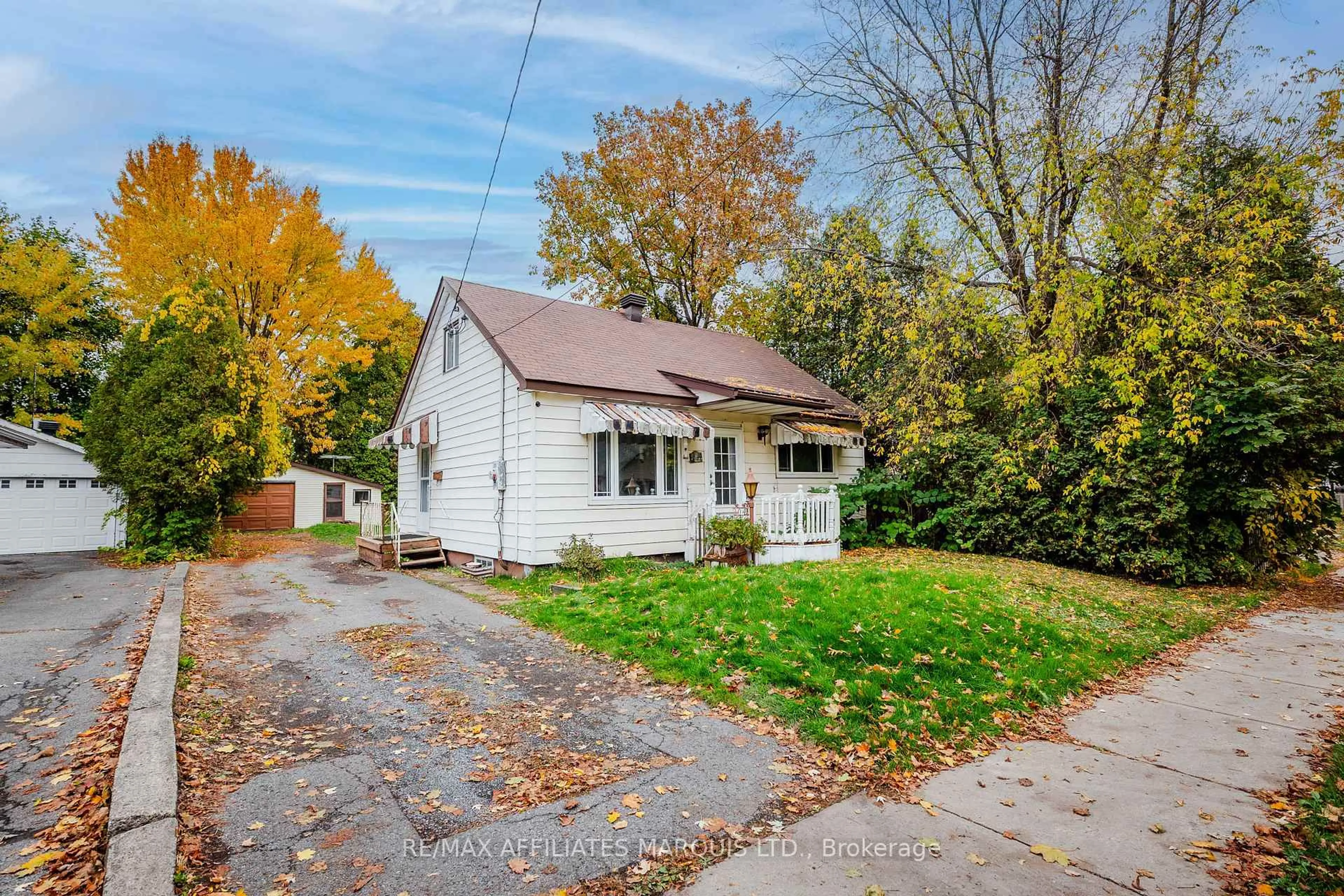 Unknown for 204 Anthony St, Cornwall Ontario K6H 5K3