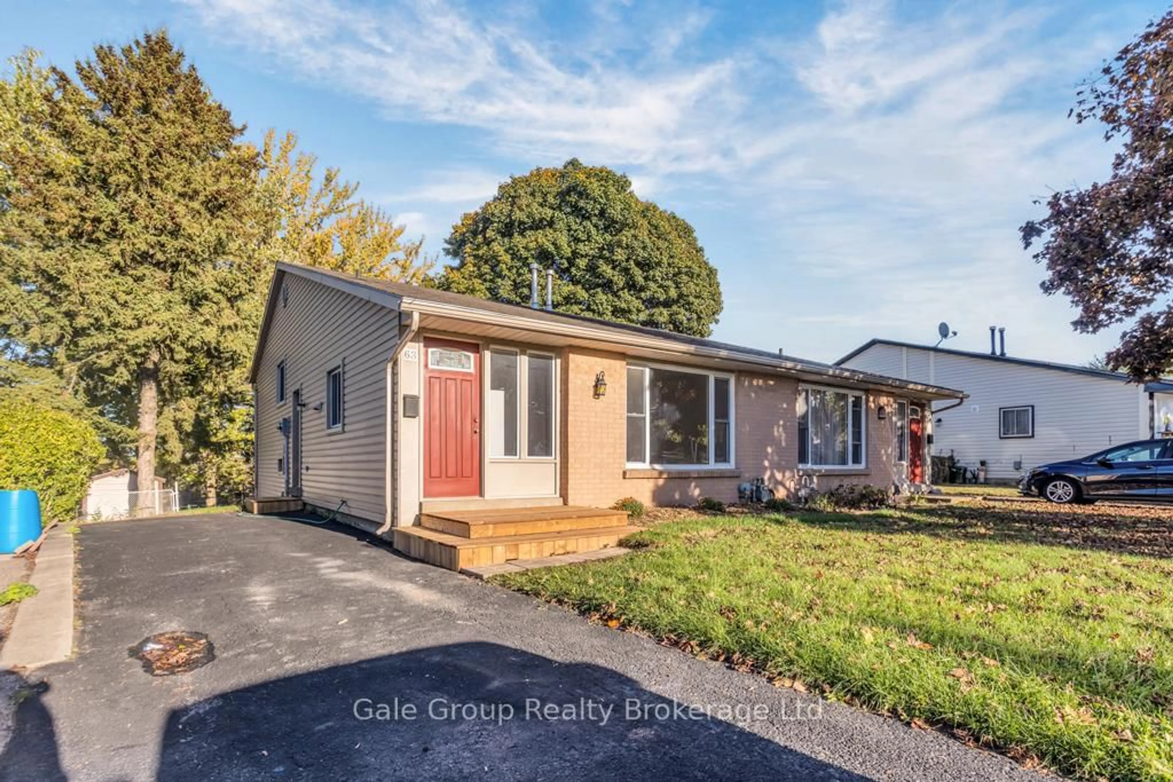 Home with vinyl exterior material, street for 63 Tennyson St, Woodstock Ontario N4S 8B3