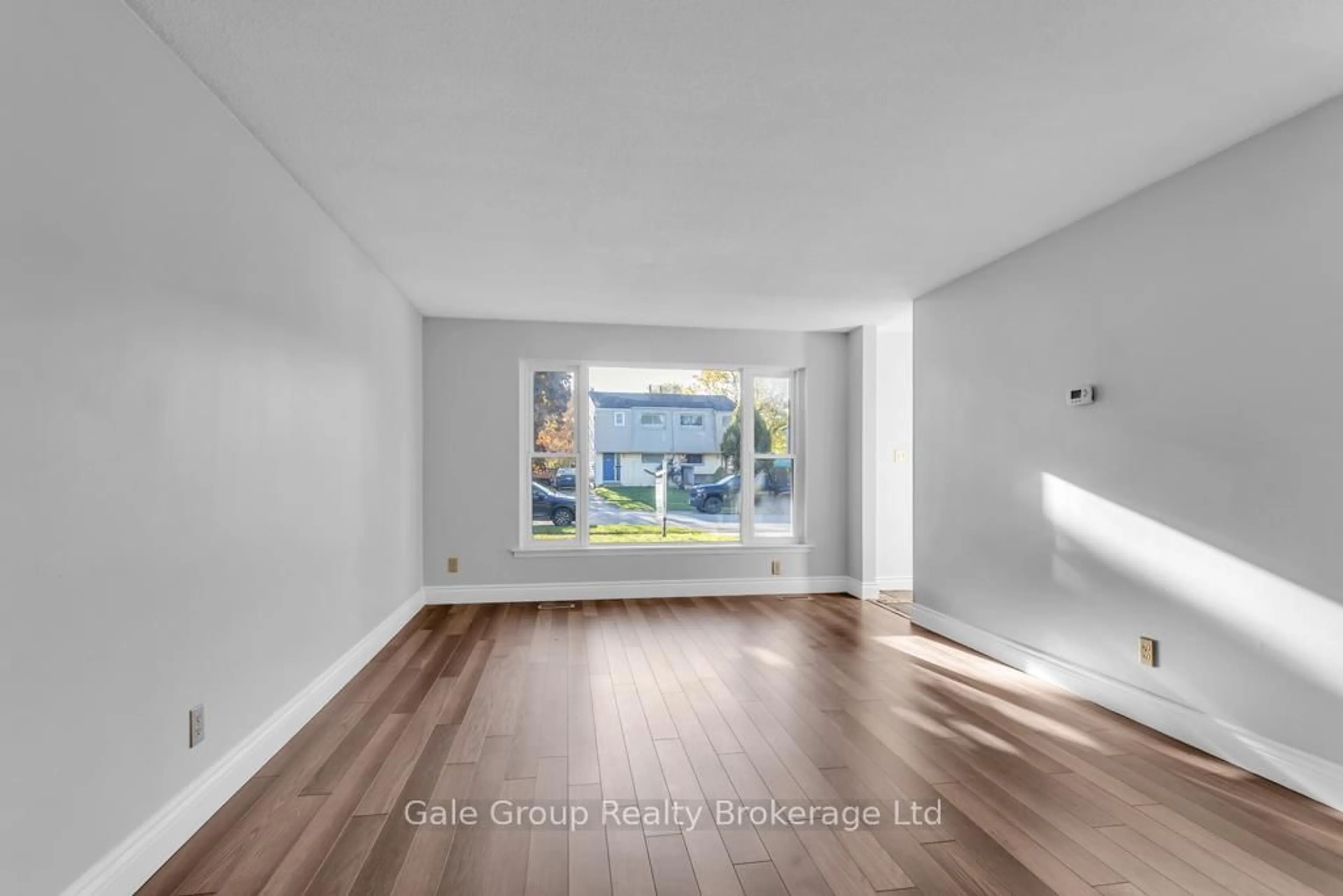 Unknown for 63 Tennyson St, Woodstock Ontario N4S 8B3