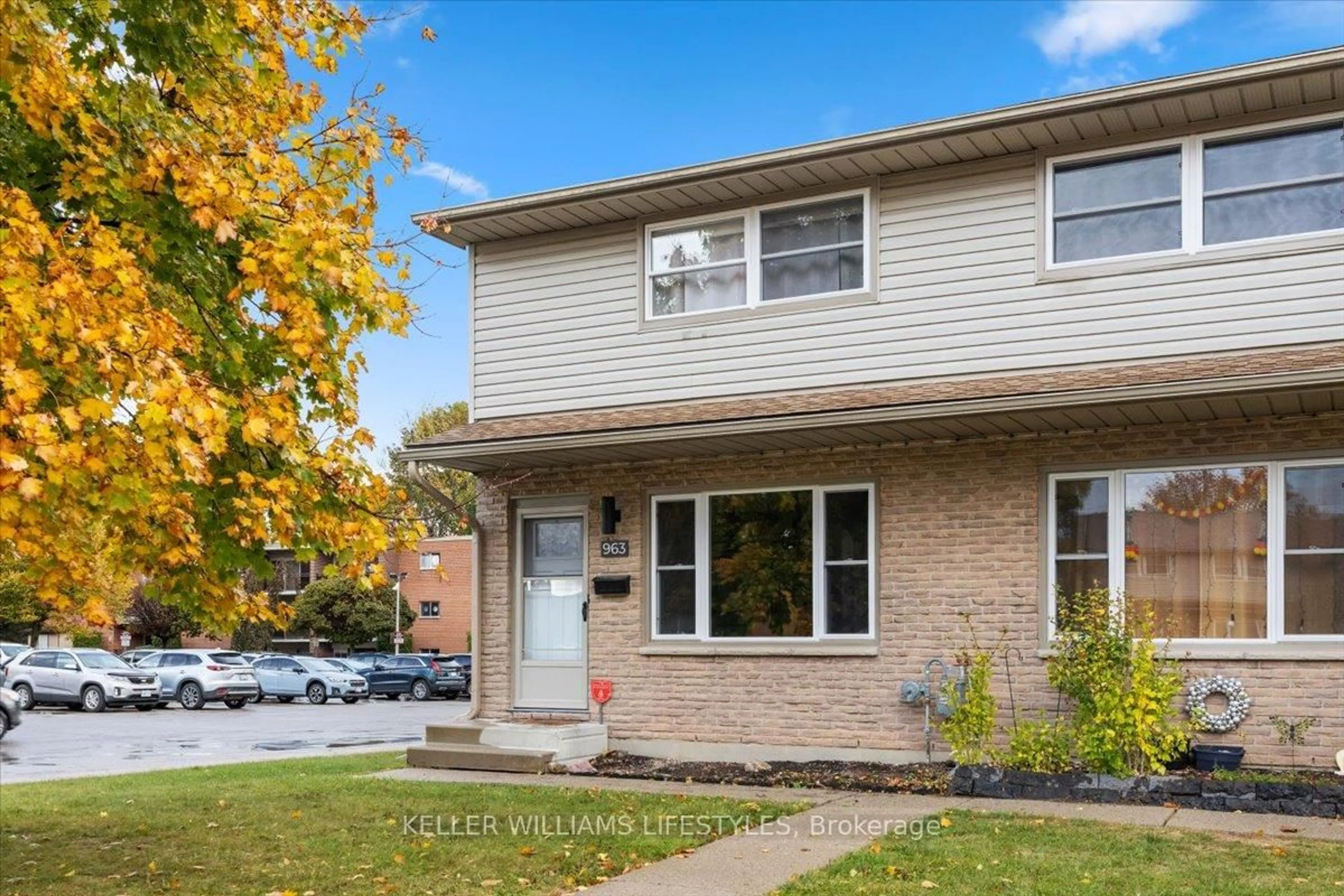 Unknown for 963 NOTRE DAME Dr, London South Ontario N6J 3C3