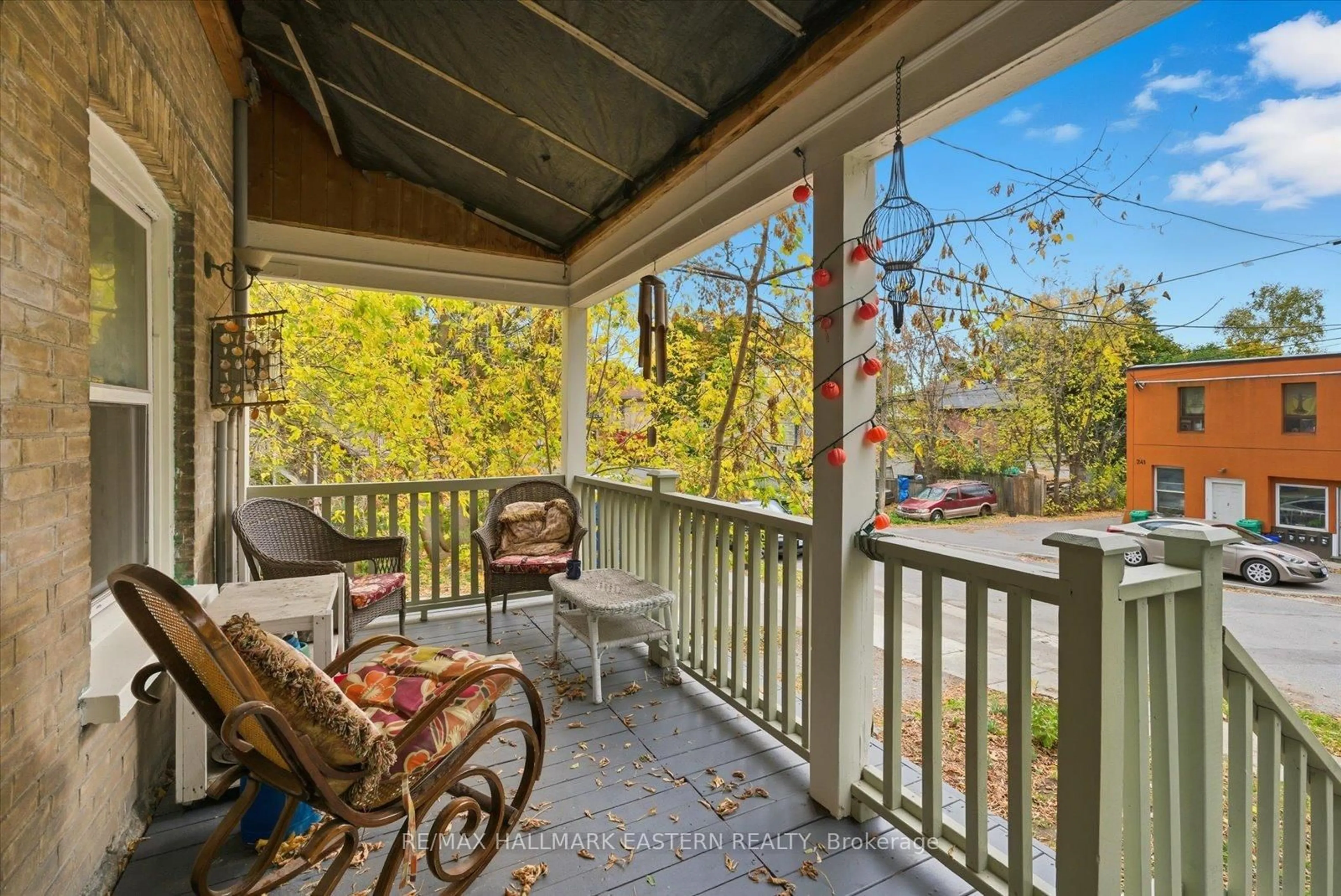 Patio, street for 242 Dublin St, Peterborough Ontario K9H 3B8