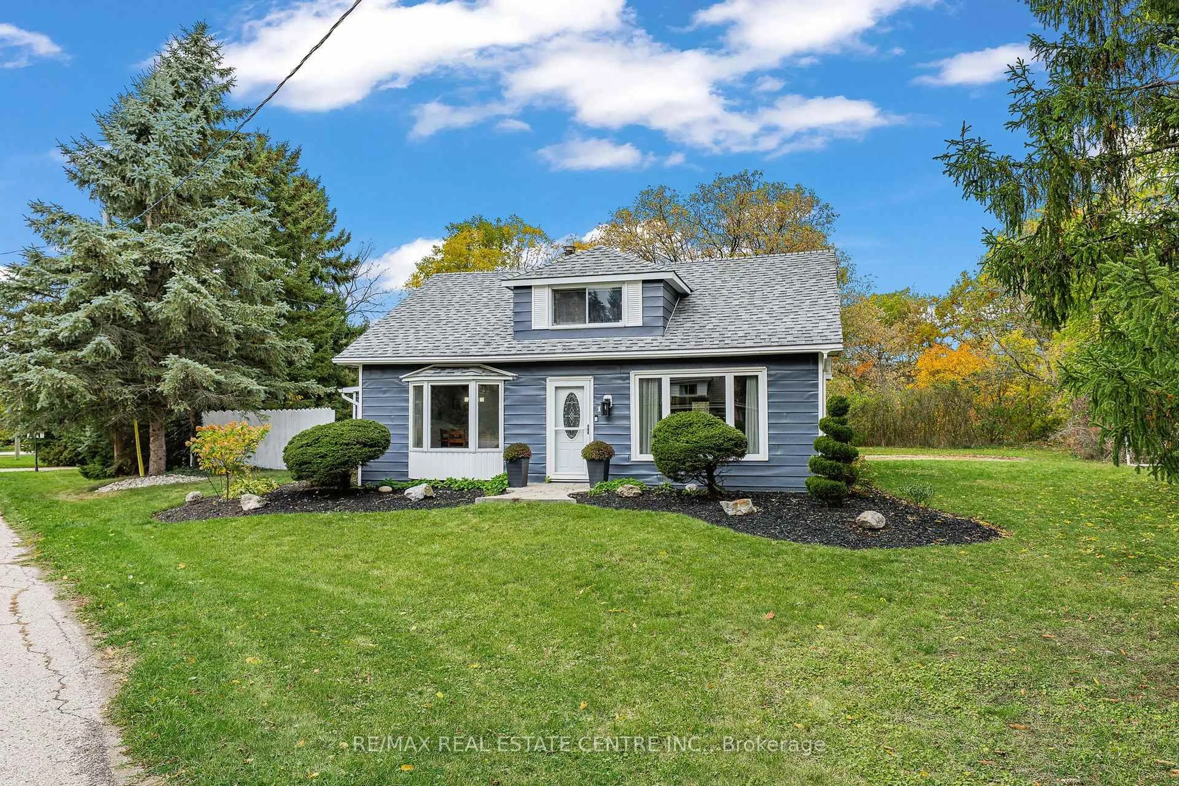 Home with vinyl exterior material, street for 1 Hughson St, North Dumfries Ontario N0B 1L0