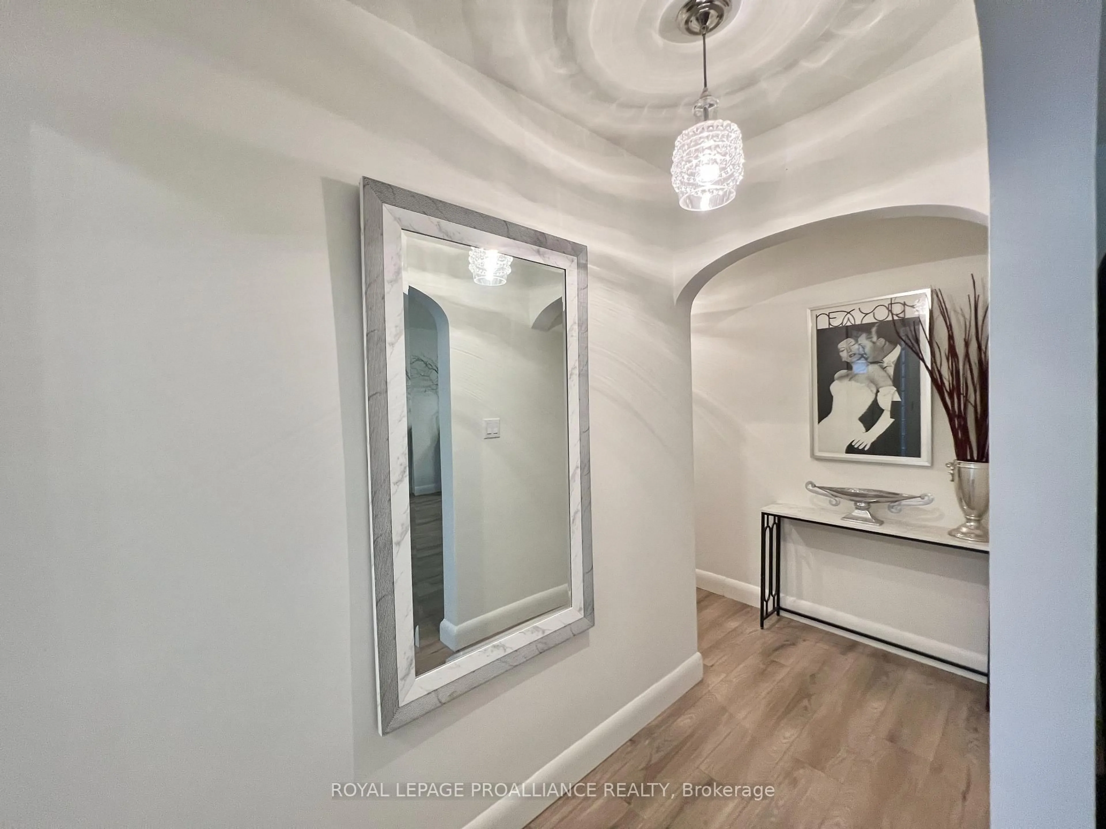 Unknown for 178 Burnham St, Belleville Ontario K8N 3R9