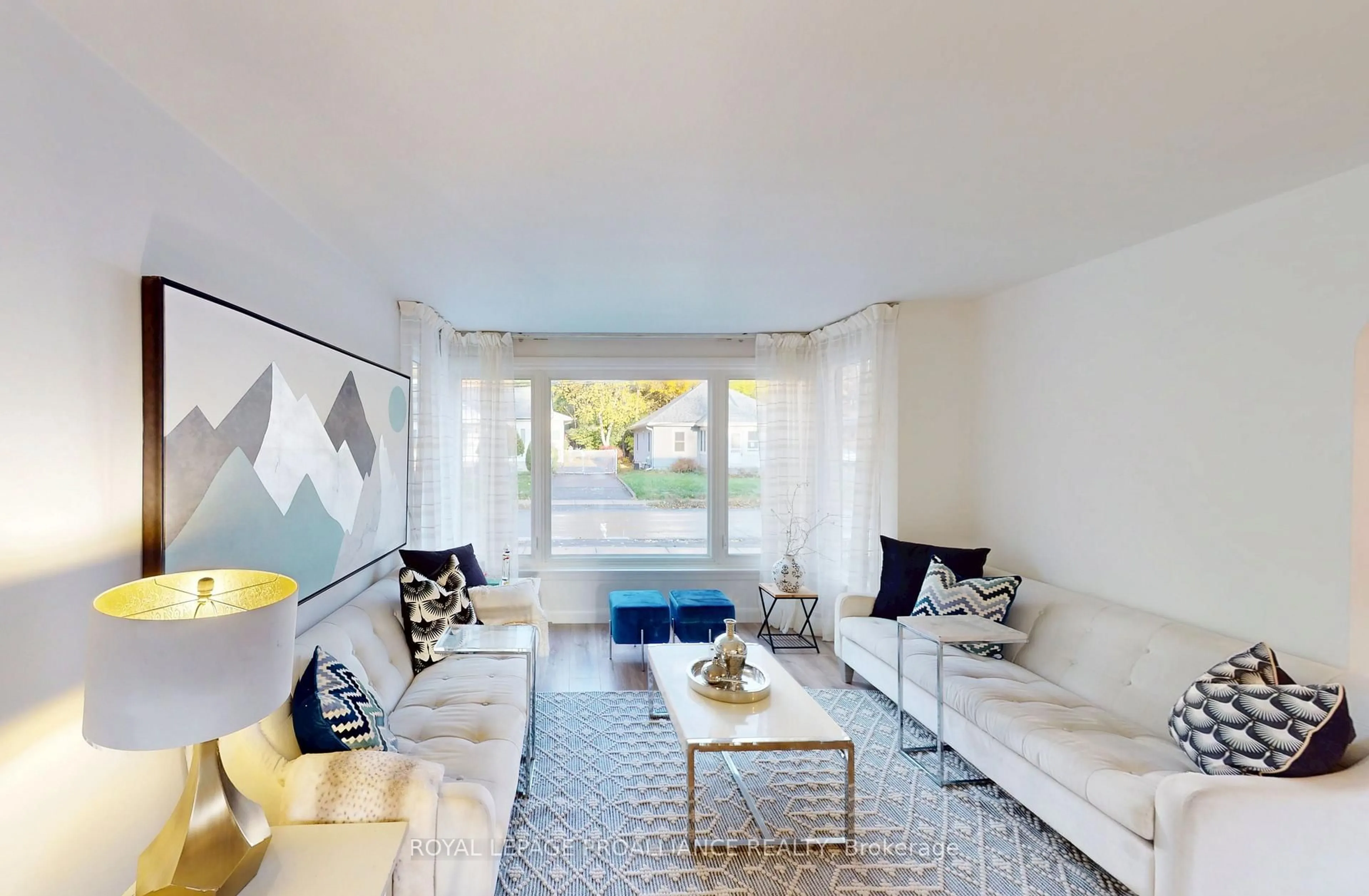 Living room with furniture, unknown for 178 Burnham St, Belleville Ontario K8N 3R9