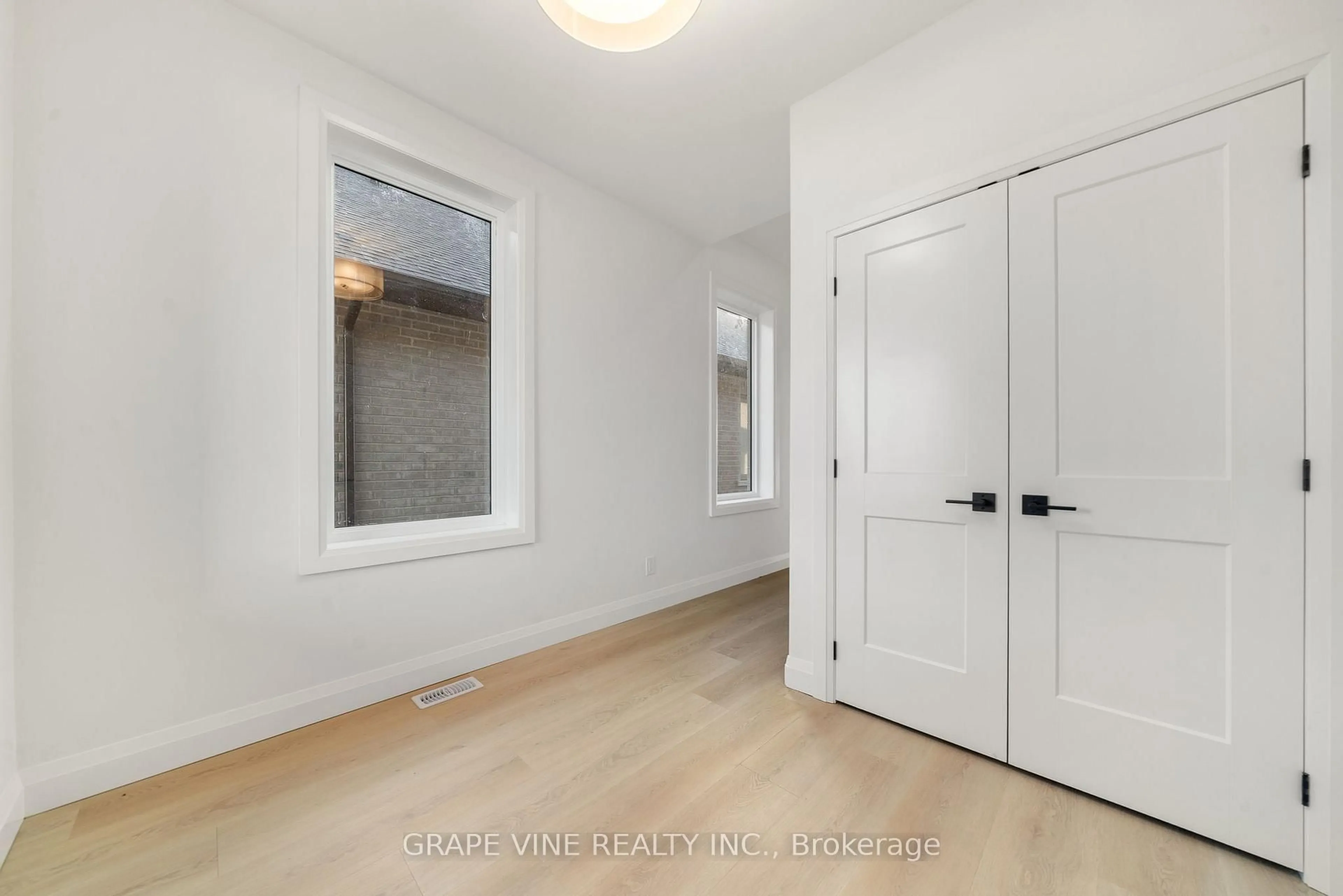 Unknown for 128 royal gala Dr, Brighton Ontario K0K 1H0