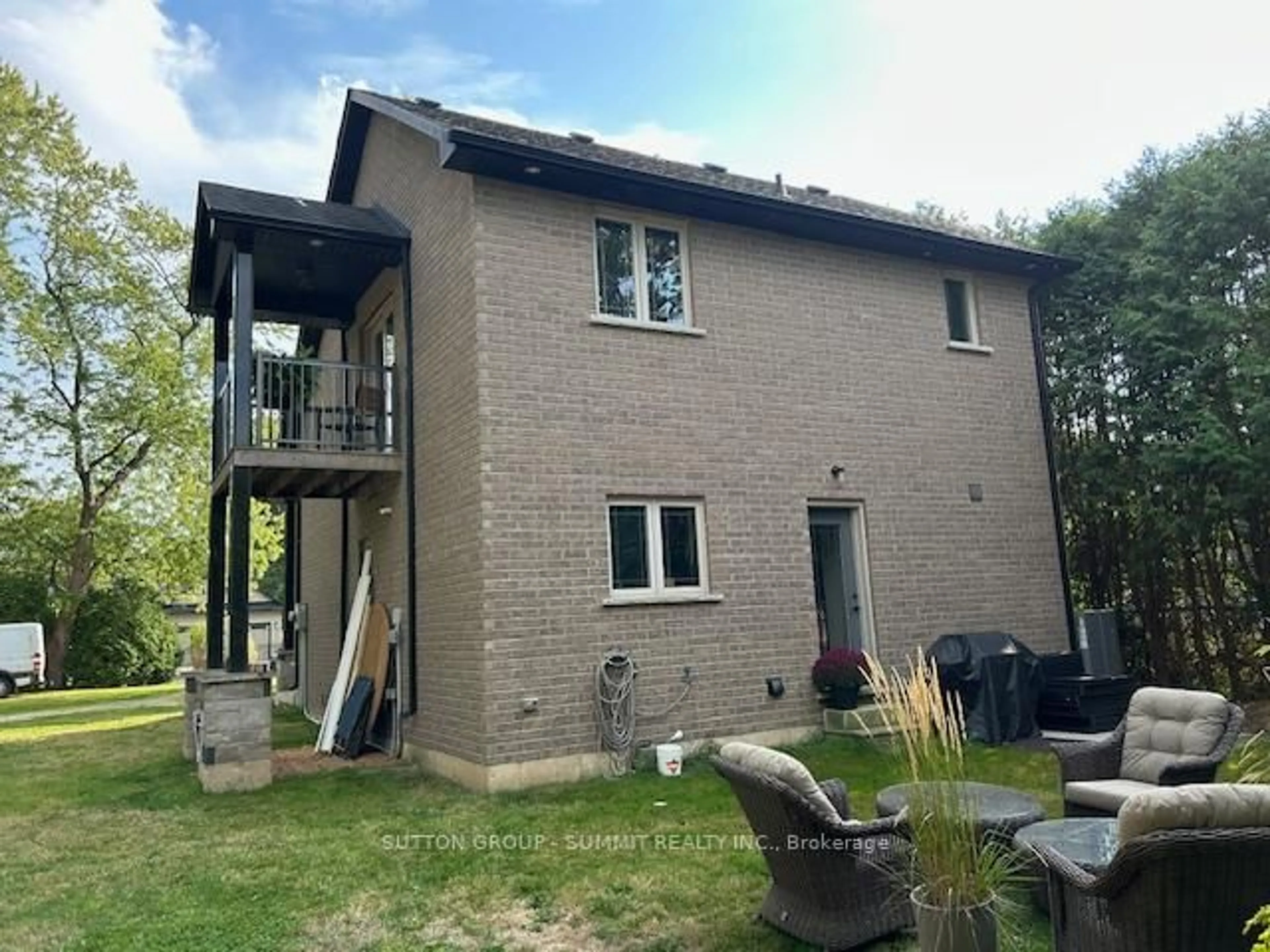 Home with brick exterior material, building for 153 Blair Lane, Hamilton Ontario L9G 1B8