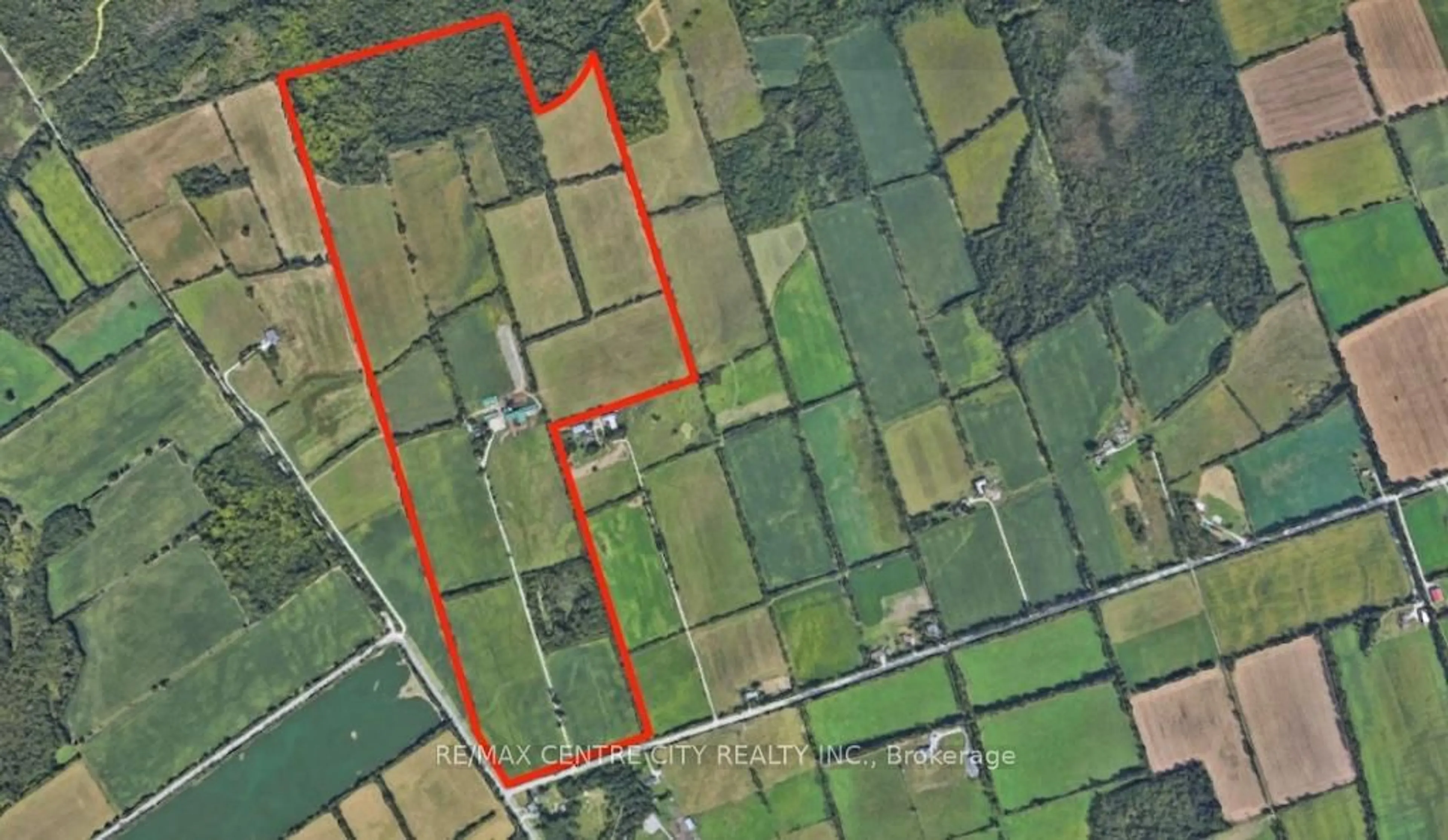 A pic from outside/outdoor area/front of a property/back of a property/a pic from drone, street for 1048 Fifth Line, Selwyn Ontario K9J 6X2