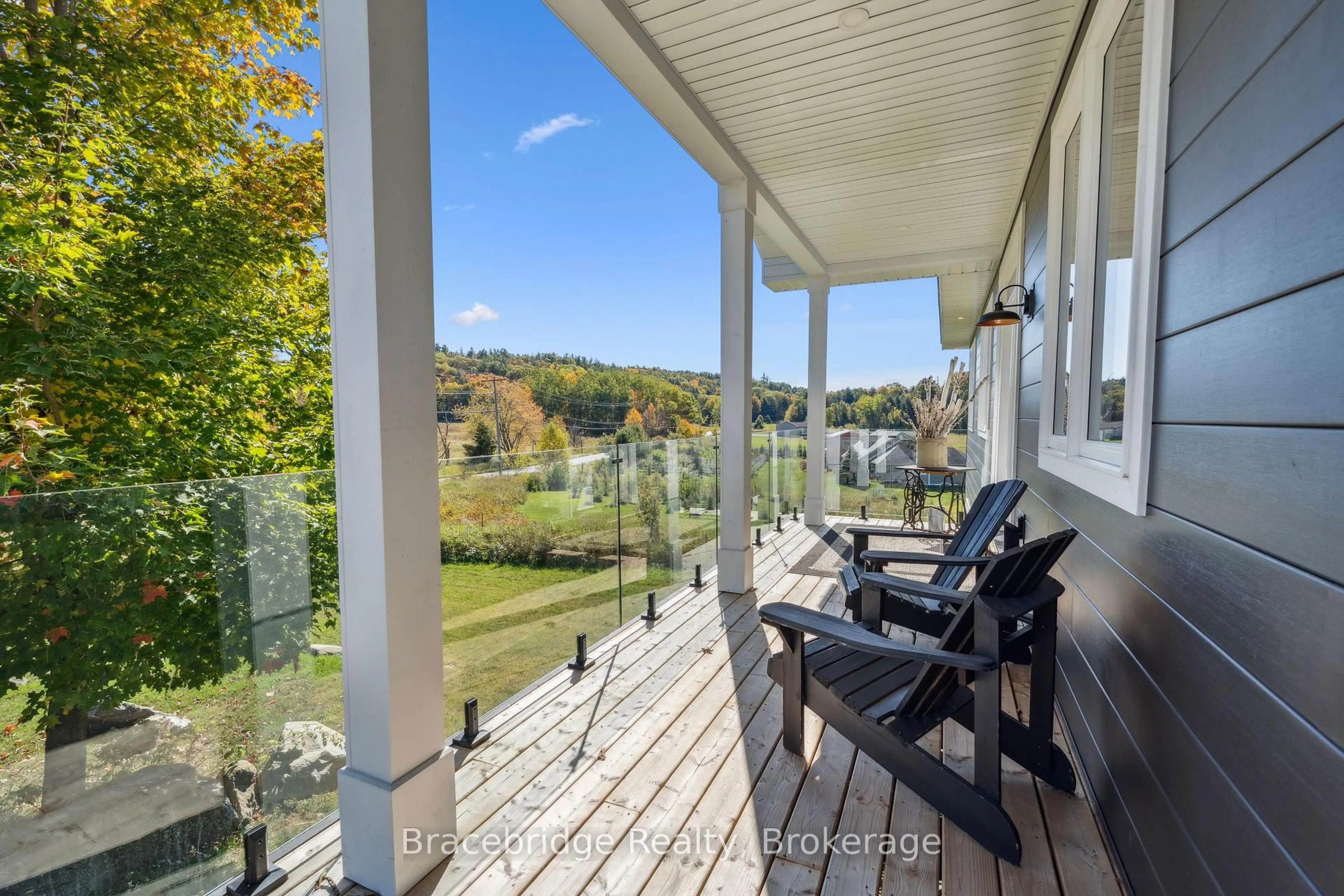 Patio, water/lake/river/ocean view for 1006 Stephens Bay Rd, Bracebridge Ontario P1L 1X2