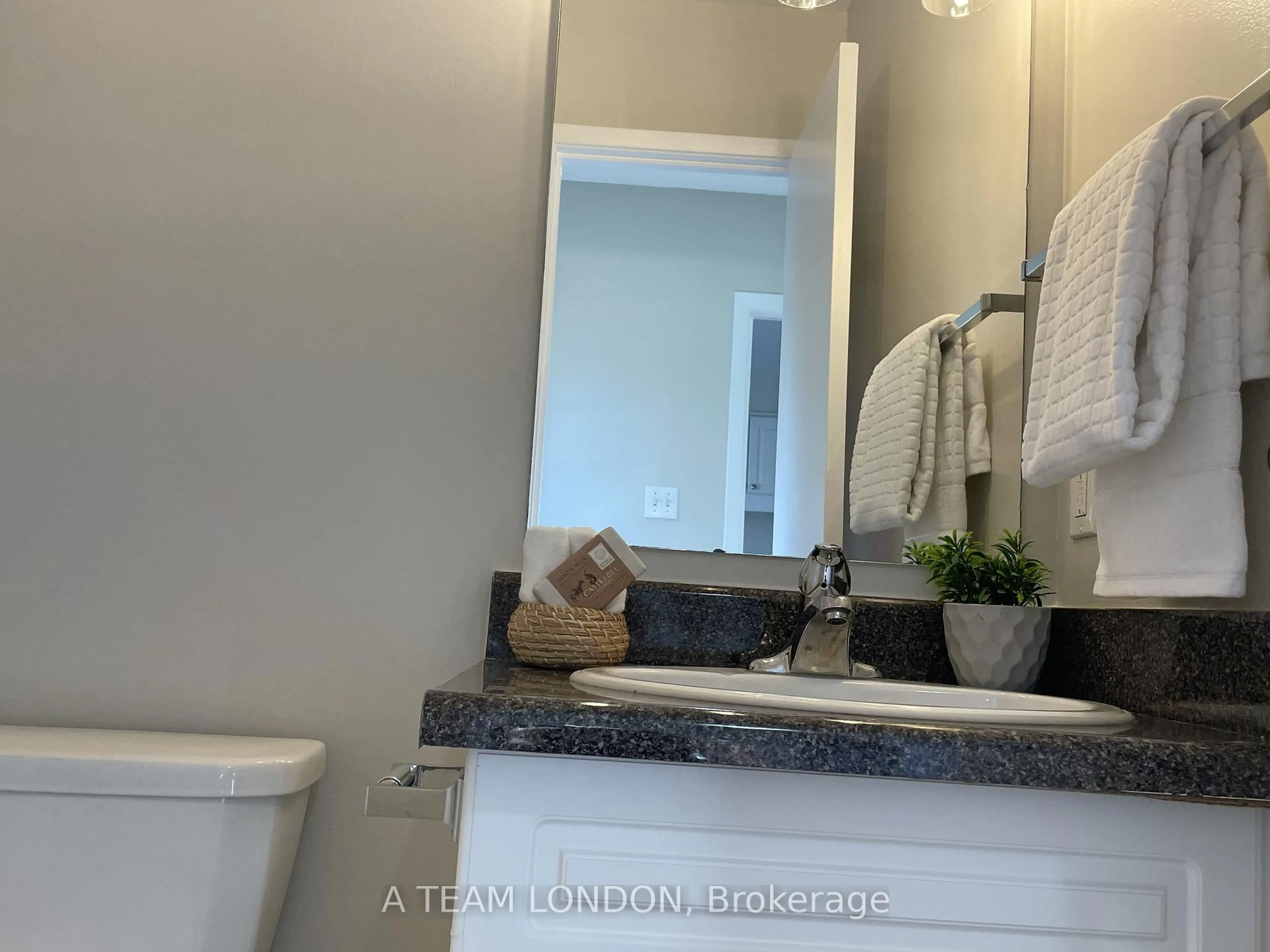 Contemporary bathroom, unknown for 35 Waterman Ave #66, London South Ontario N6C 5T8