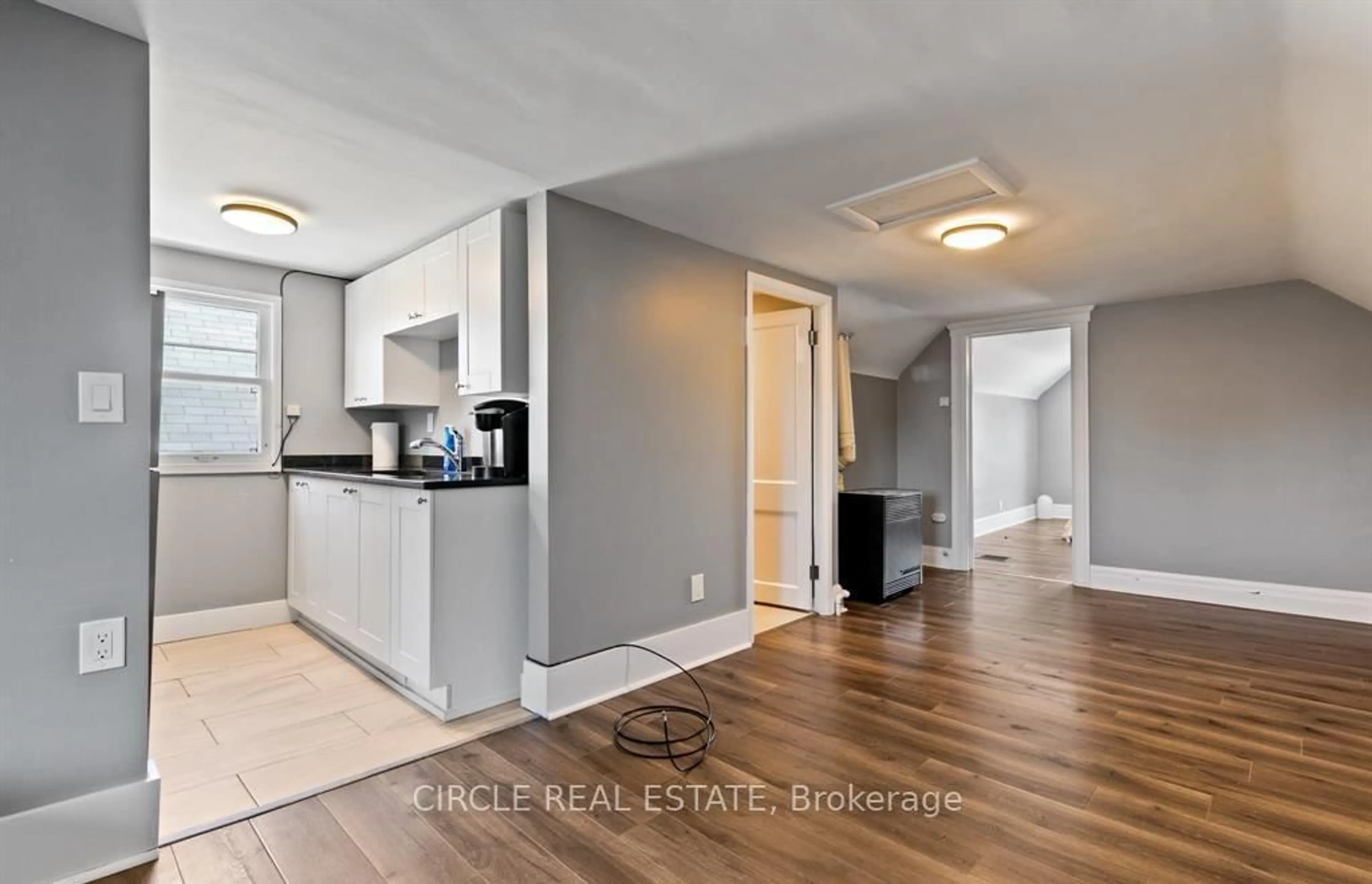 Open concept kitchen, unknown for 410 Erie St, Windsor Ontario N9A 3X4