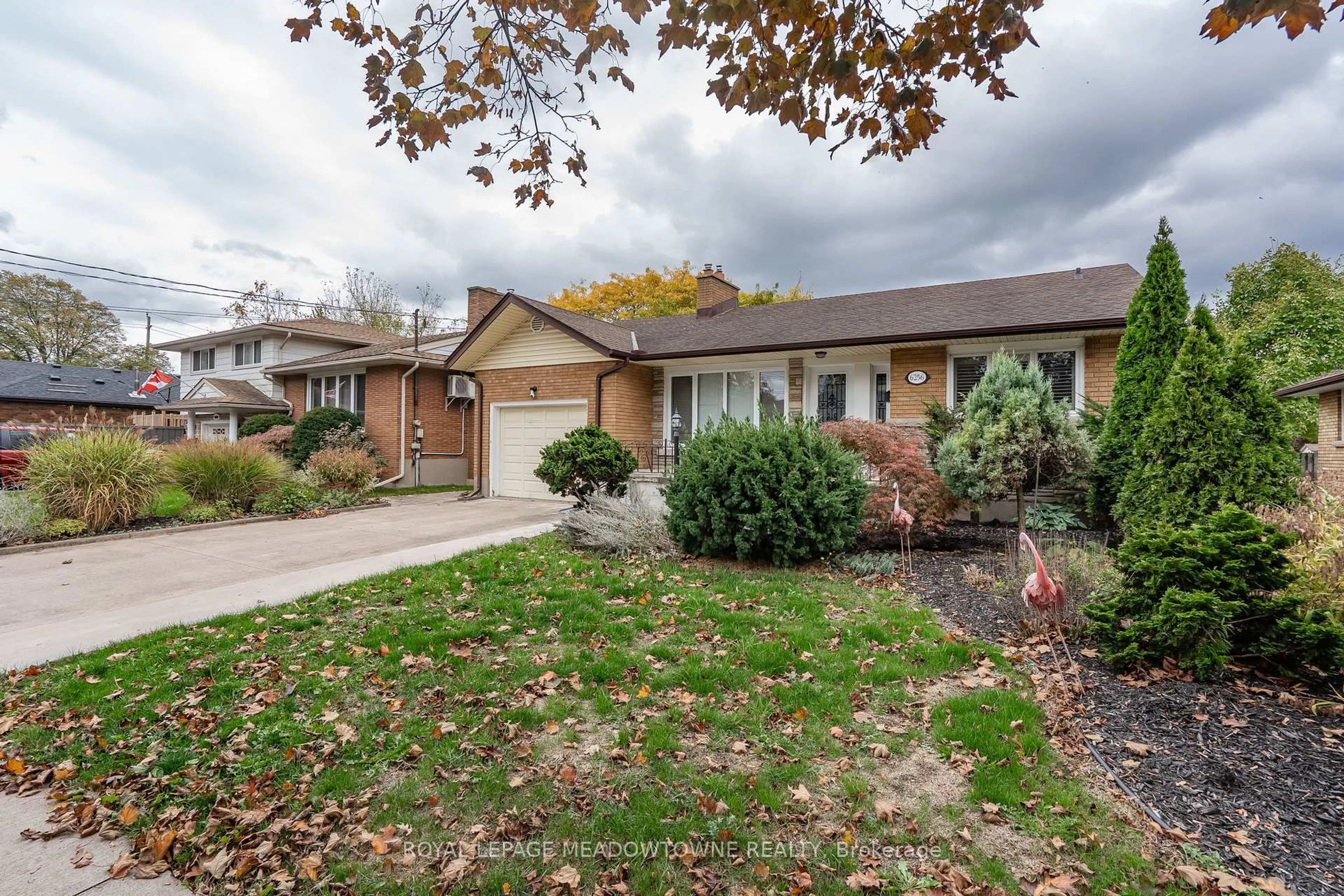 Home with brick exterior material, street for 6256 Balmoral Ave, Niagara Falls Ontario L2E 3A6