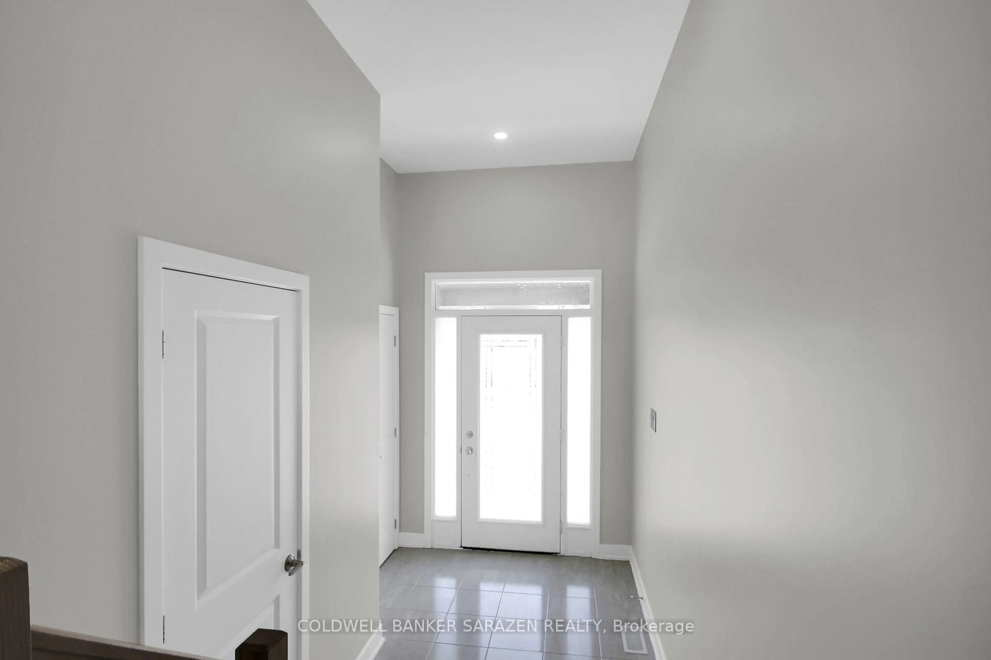 Indoor entryway for 2029 Allegrini Terr, Ottawa Ontario K2S 1B6