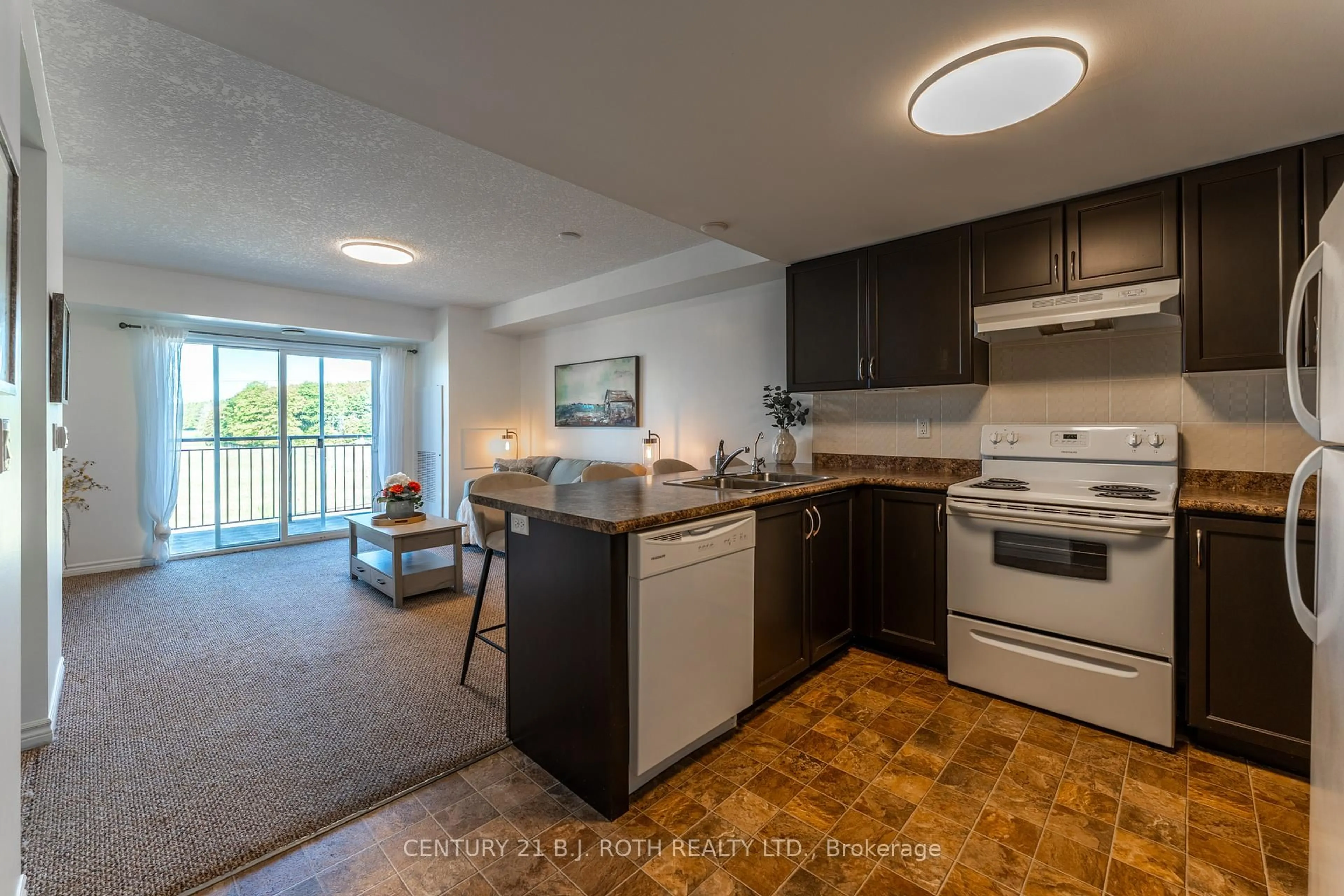 Standard kitchen, unknown for 67 Kingsbury Sq #403, Guelph Ontario N1L 0L3