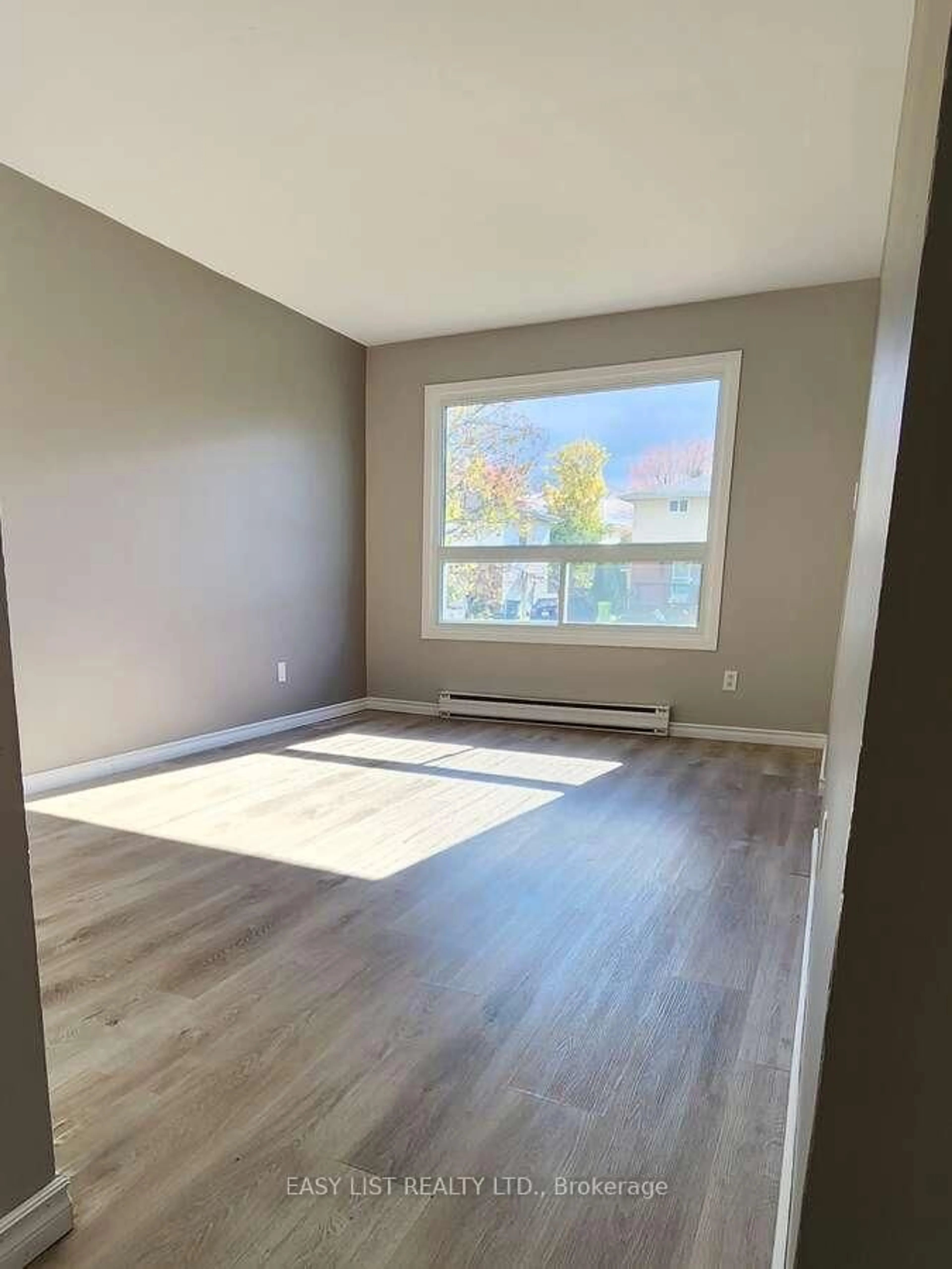 A pic of a room for 38 Princeton Dr, Sault Ste Marie Ontario P6B 5T6
