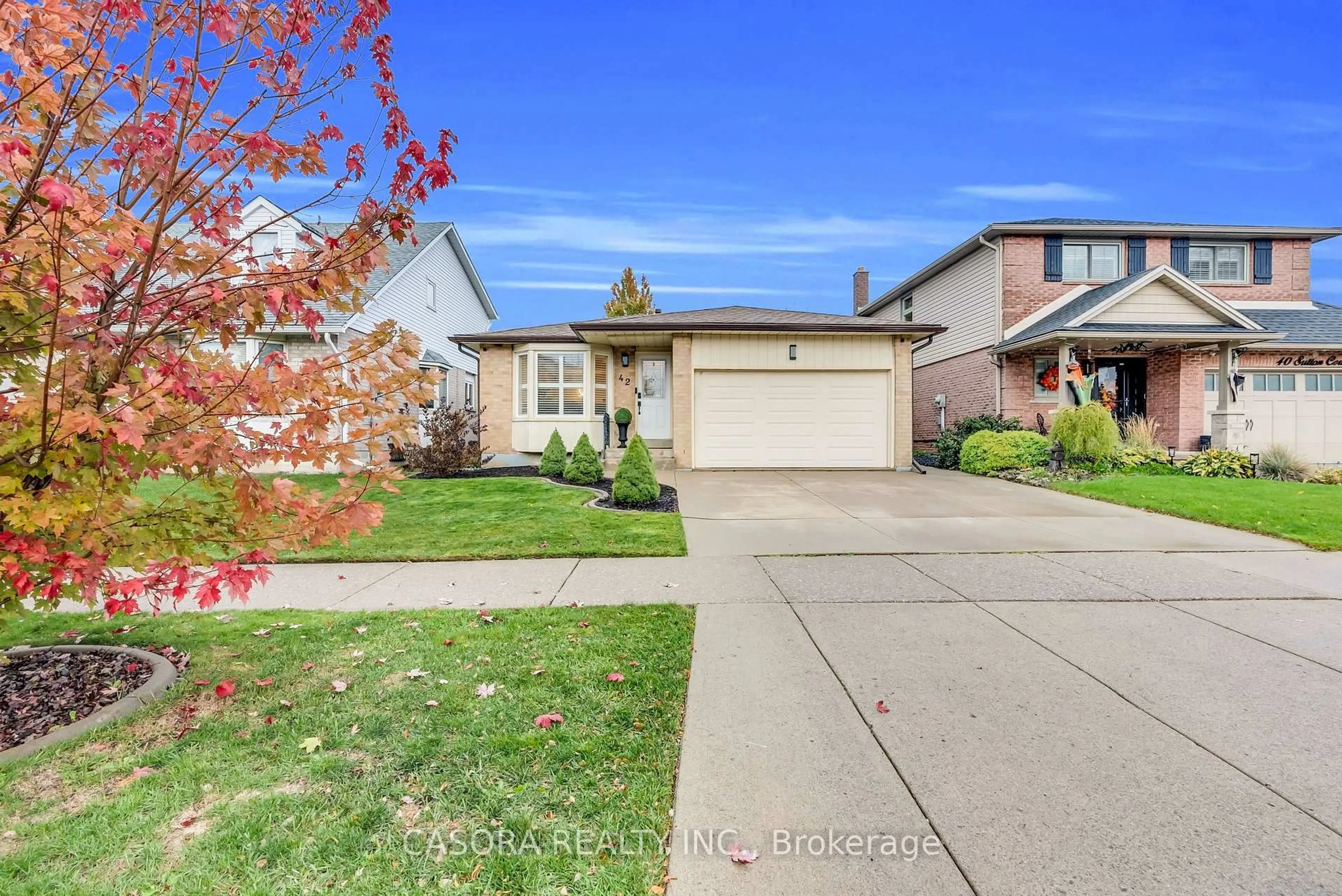 Unknown for 42 Sutton Crt, Hamilton Ontario L8J 2E2