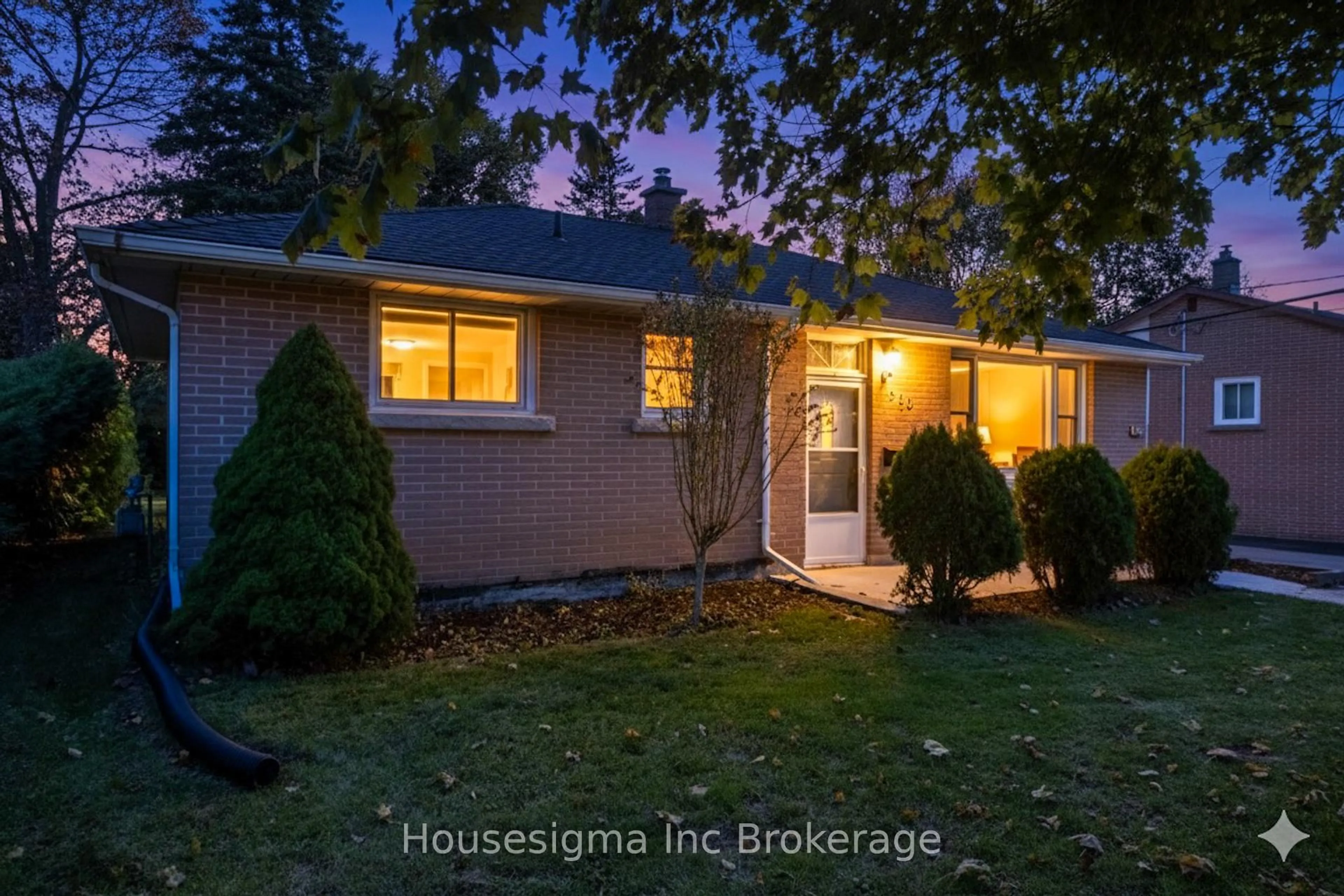 Unknown for 968 Sloane St, Woodstock Ontario N4S 5E1