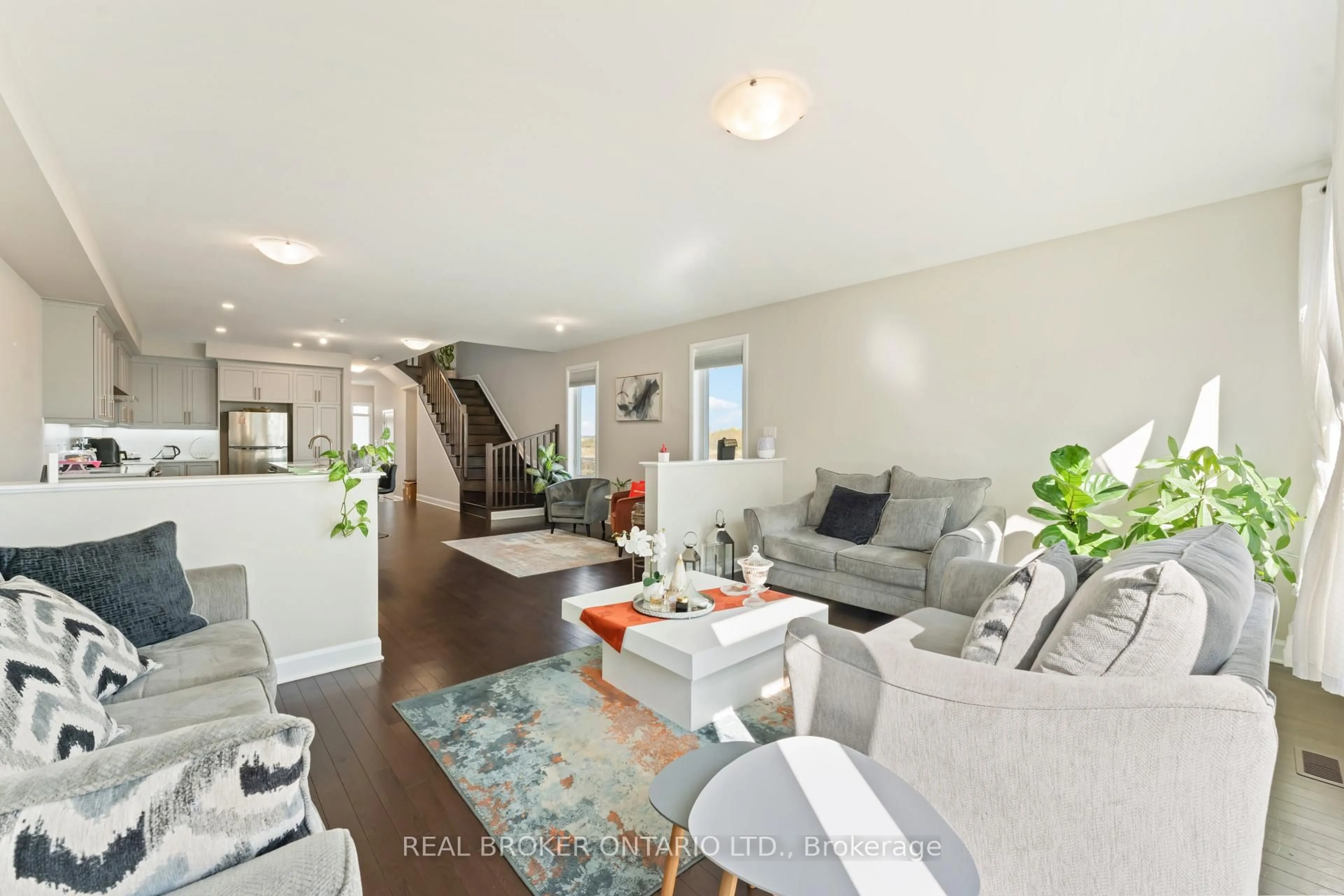 Living room with furniture, unknown for 675 Taliesin Cres, Ottawa Ontario K2S 2W5