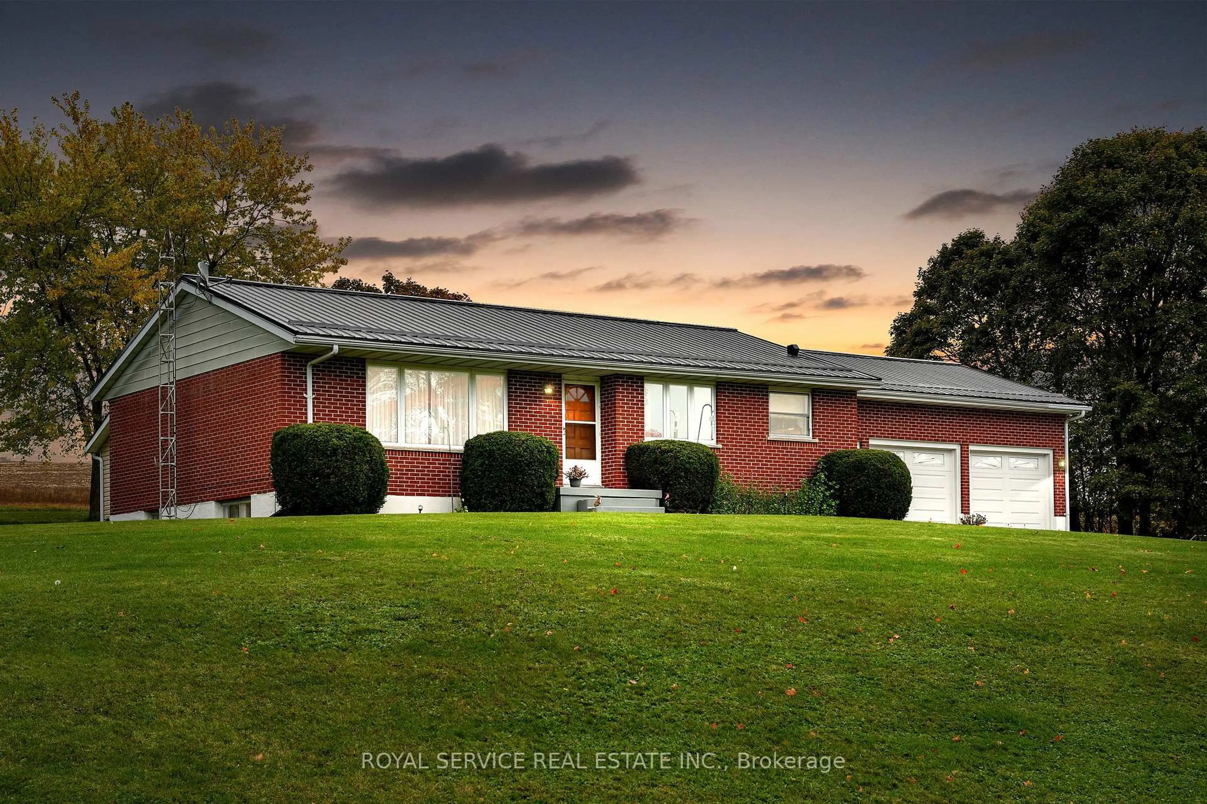 Home with brick exterior material, street for 3879 Burnham St, Hamilton Township Ontario K9A 4J9