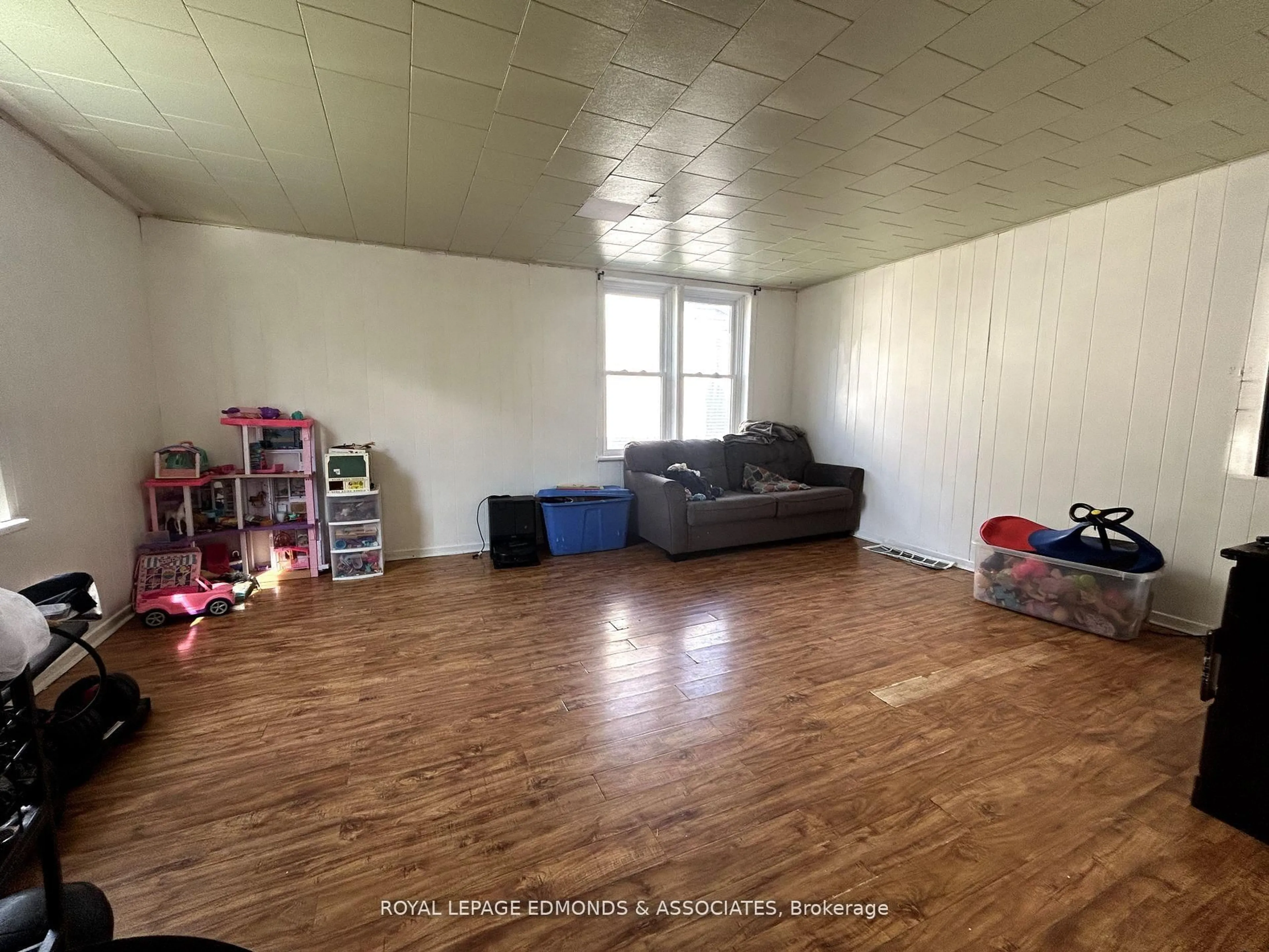 A pic of a room for 13 Jason St, Chalk River Ontario K0J 1J0