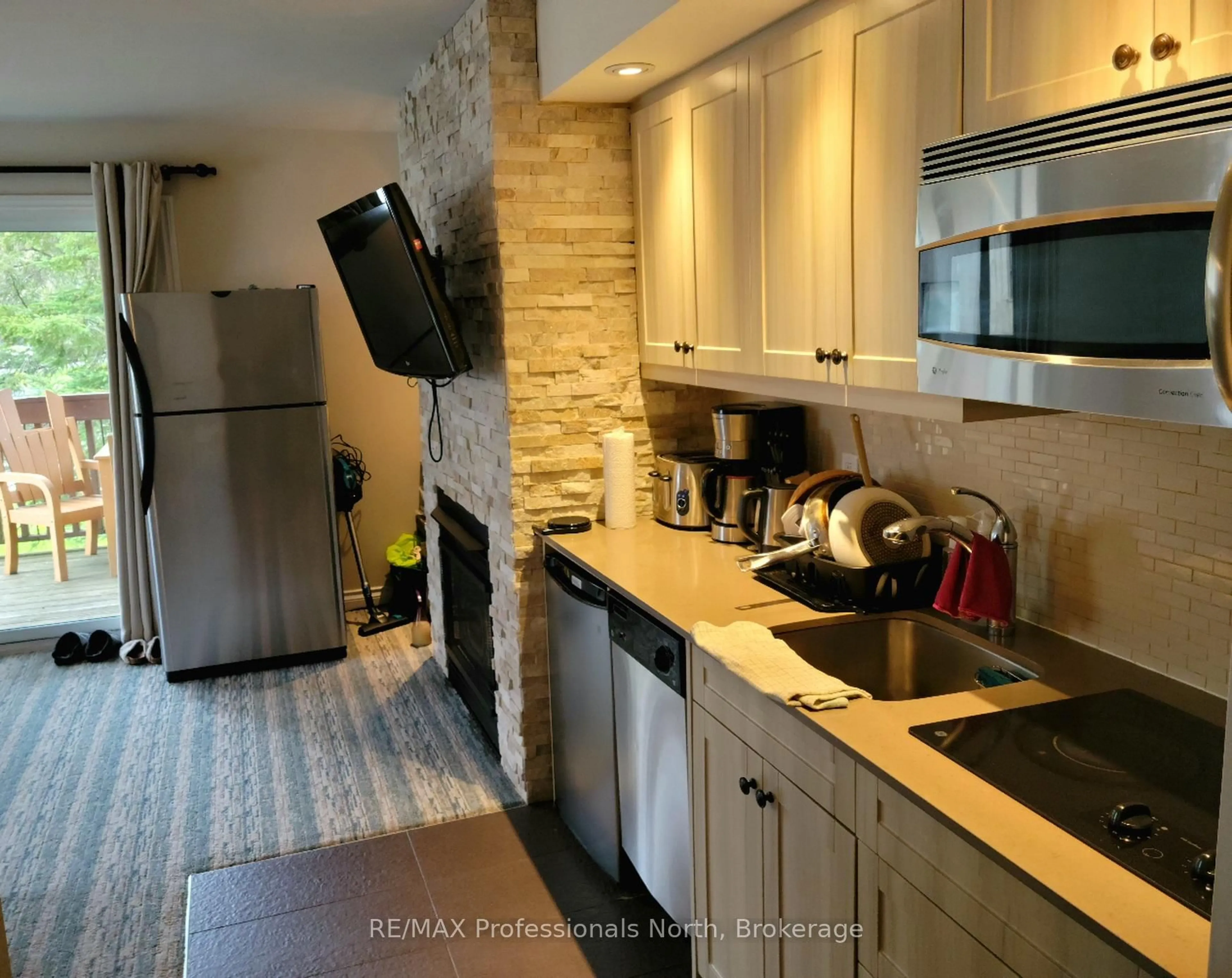 Unknown for 1235 Deerhurst Dr #54-207, Huntsville Ontario P1H 2E8