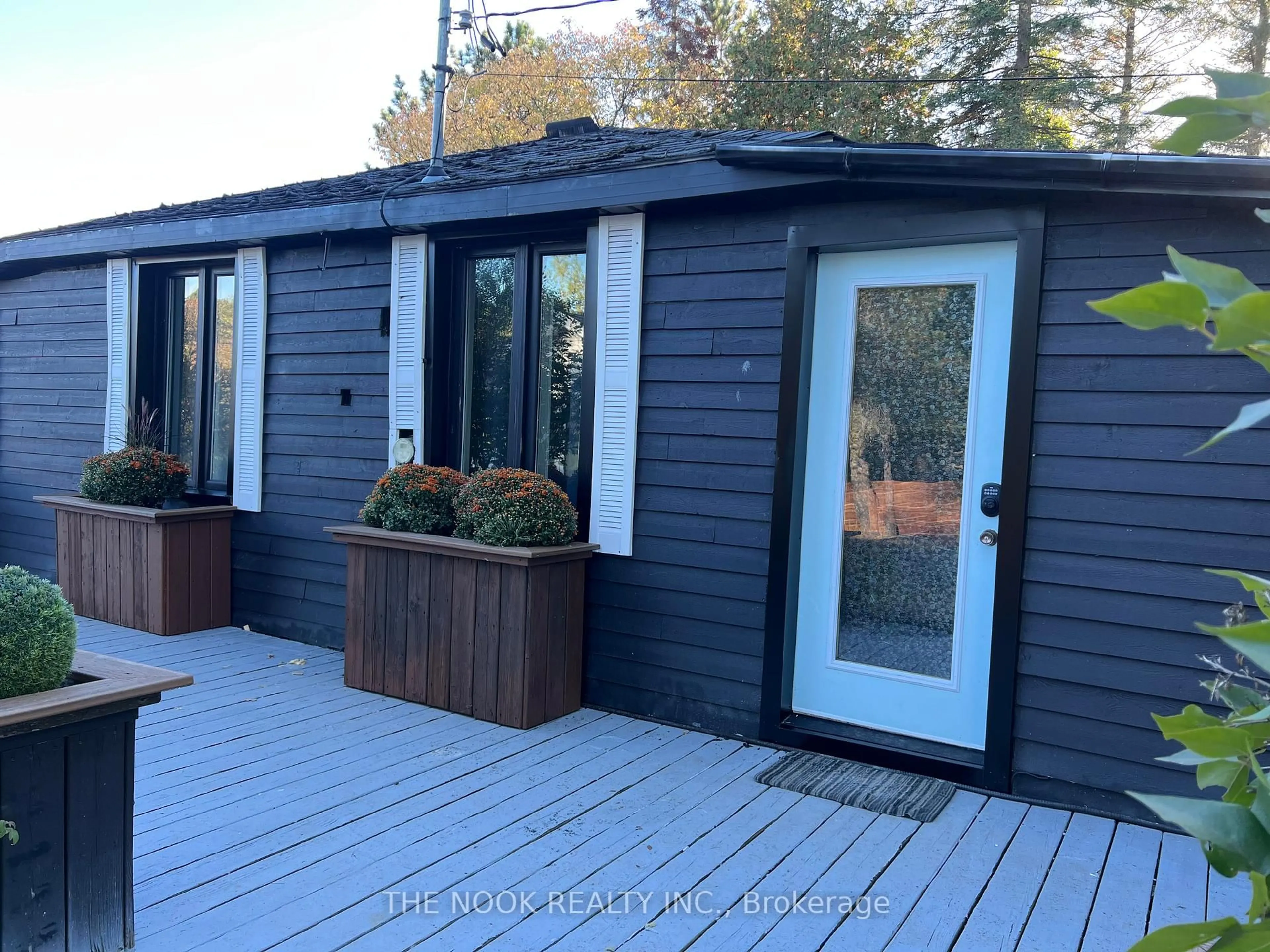 Home with vinyl exterior material, unknown for 90 THAETER Lane, Bancroft Ontario K0L 1C0