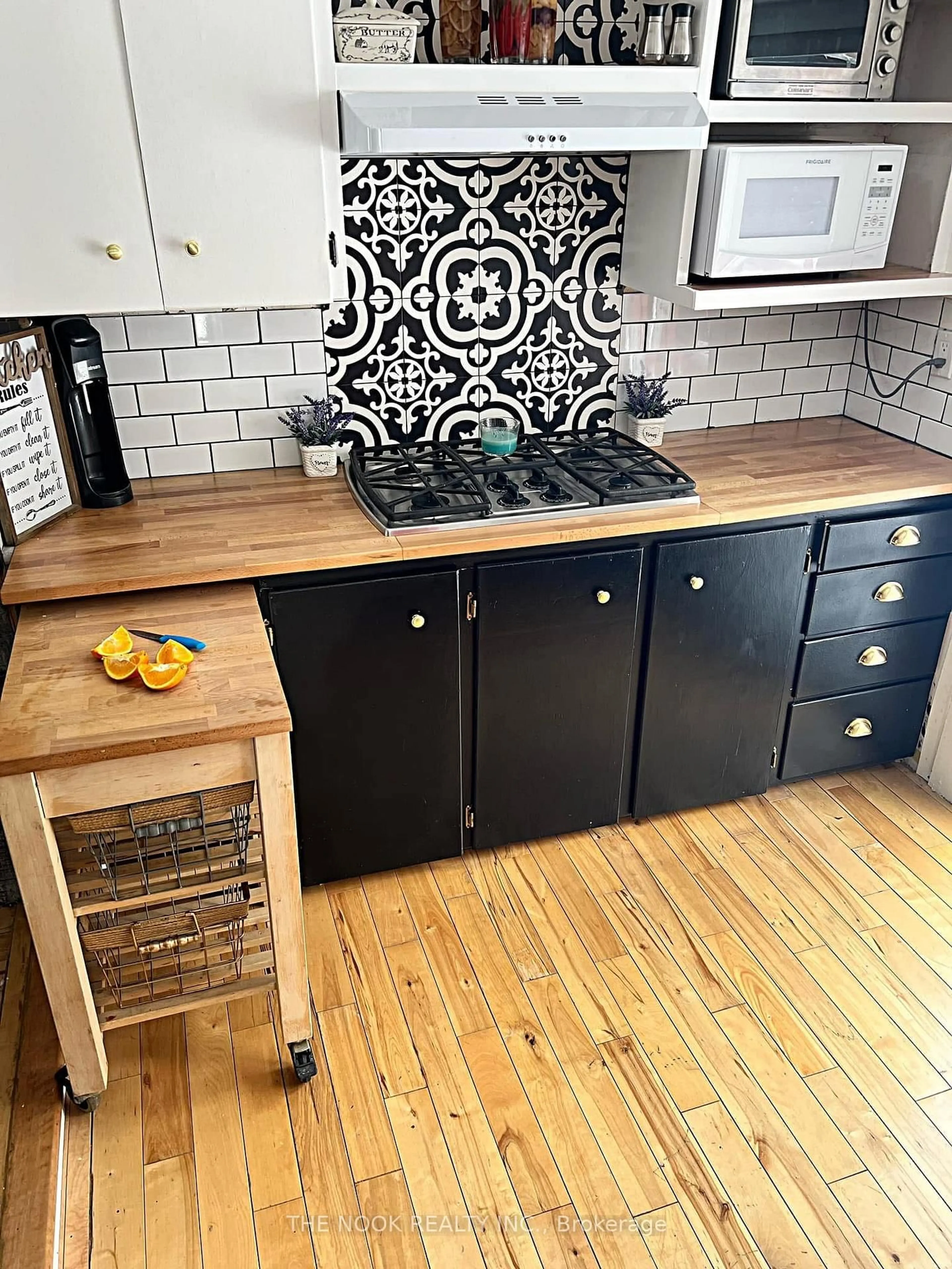 Contemporary kitchen, unknown for 90 THAETER Lane, Bancroft Ontario K0L 1C0