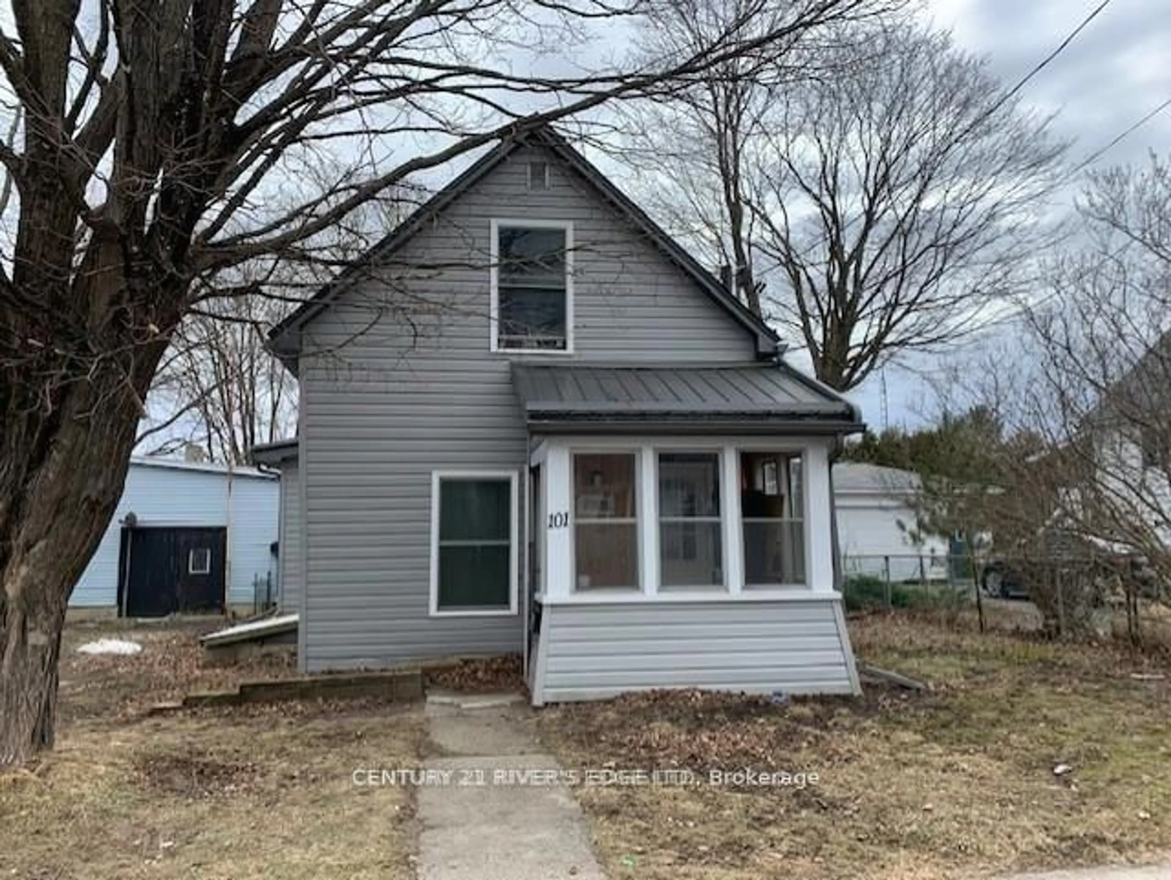 Unknown for 101 Schofield Ave, Brockville Ontario K6V 4M7