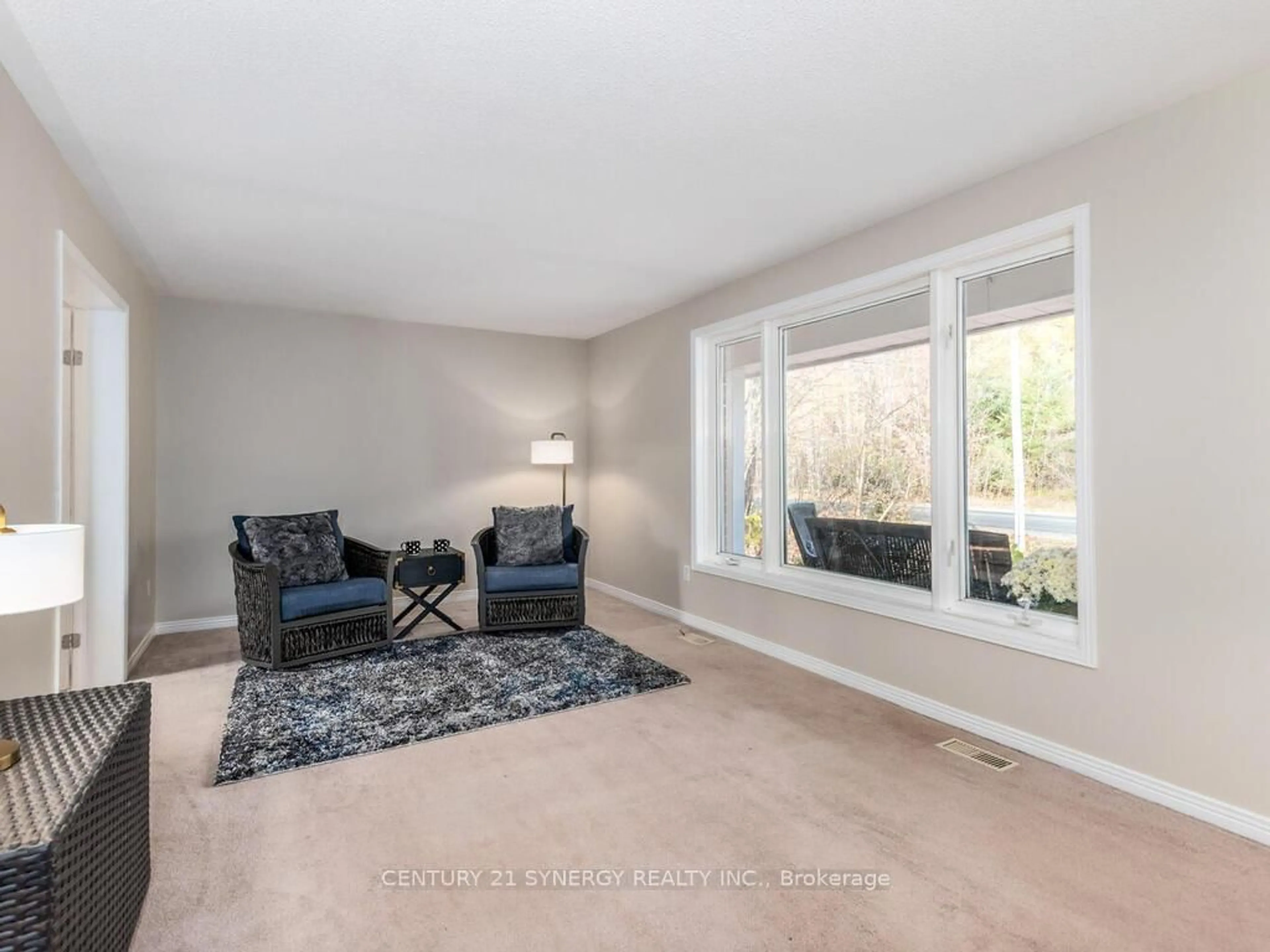 Living room with furniture, unknown for 1423 Diamondview Rd, Carp Ontario K0A 1L0