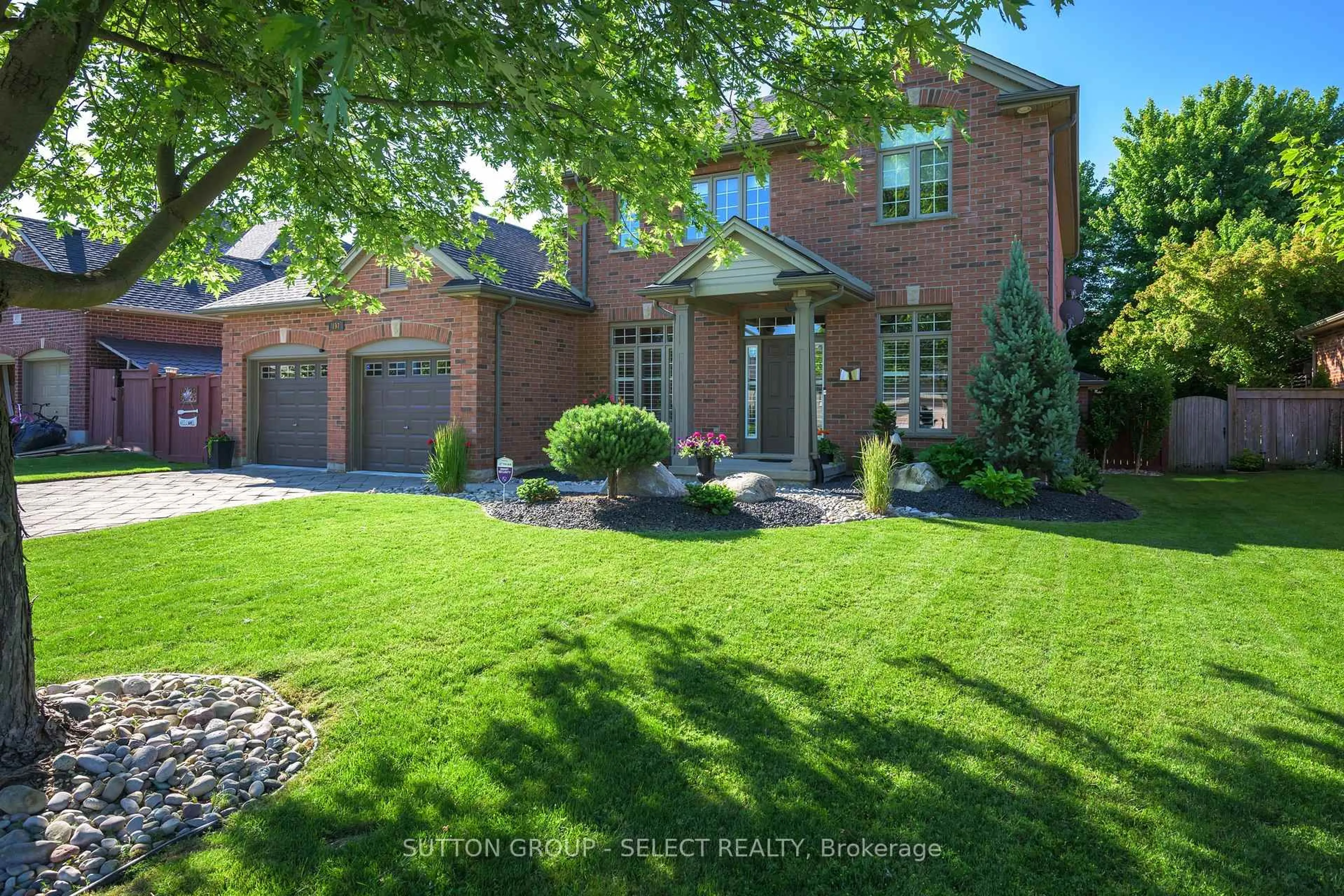 Home with brick exterior material, street for 197 Willow Ridge Rd, Middlesex Centre Ontario N0M 2A0