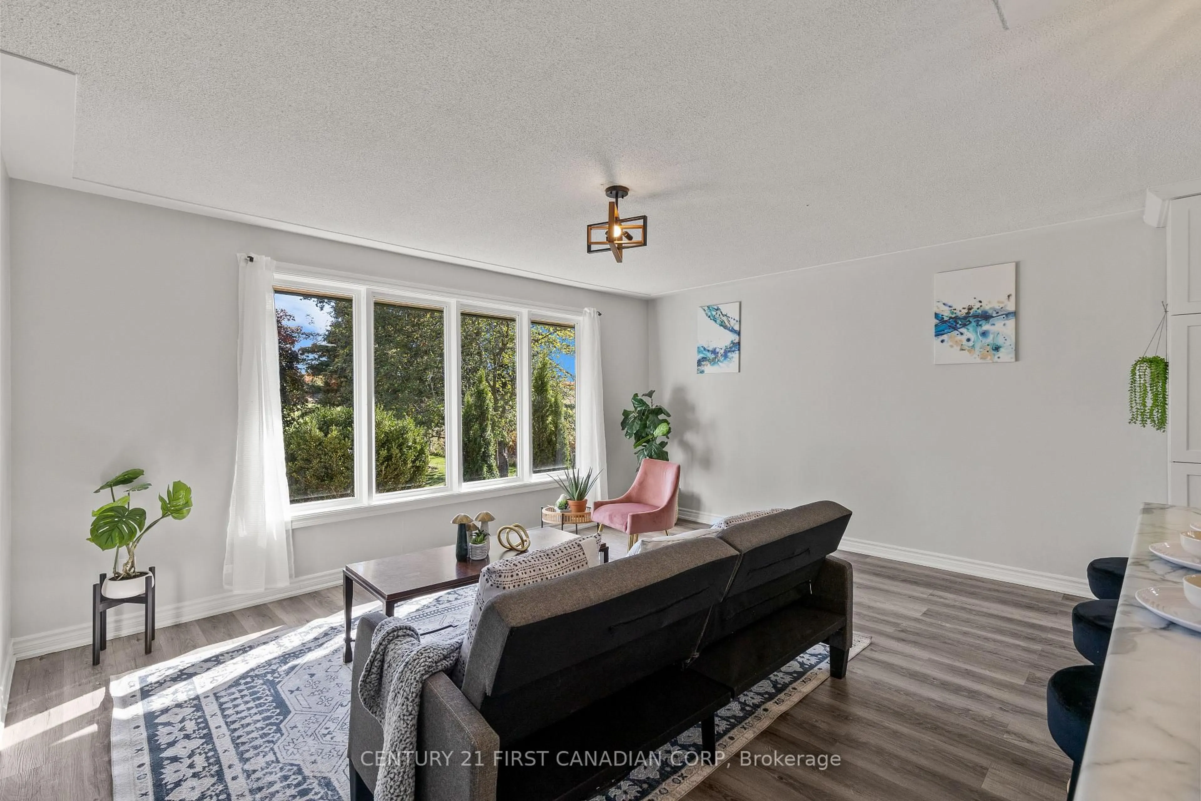 Living room with furniture, unknown for 5270 Trafalgar St, Thames Centre Ontario N0L 1G4