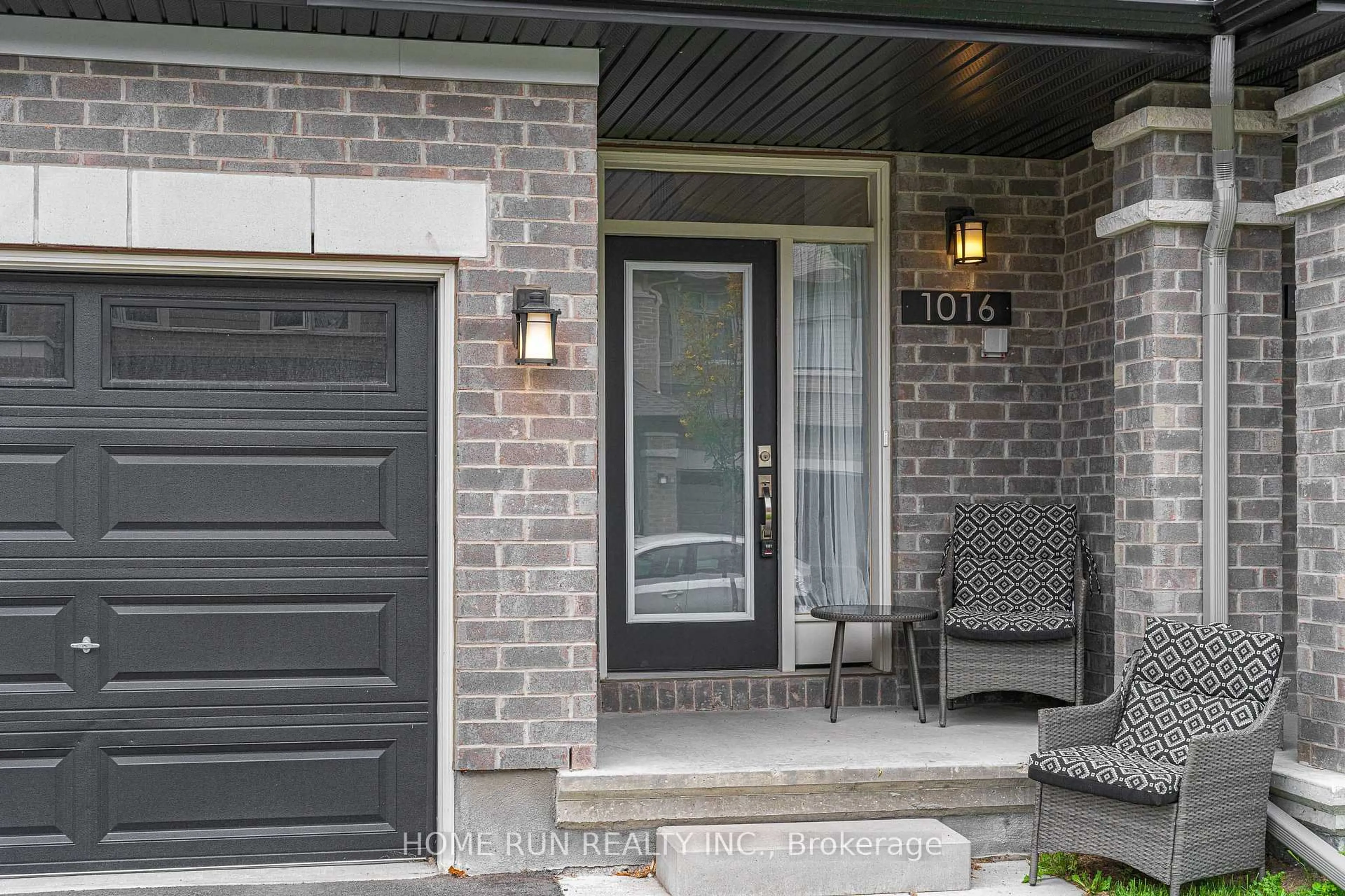 Home with brick exterior material, street for 1016 EIDER St, Ottawa Ontario K4M 1B2