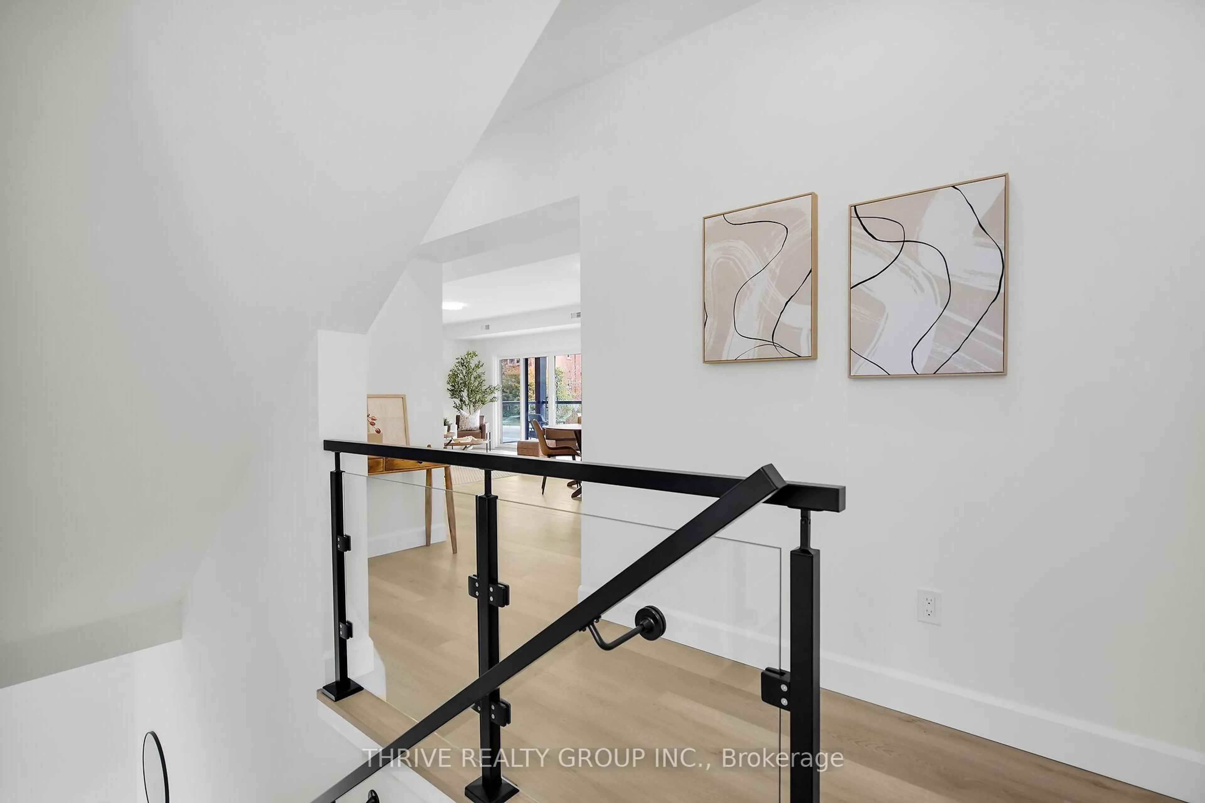 Unknown for 74 CHURCH St #2, Stratford Ontario N5A 2R2