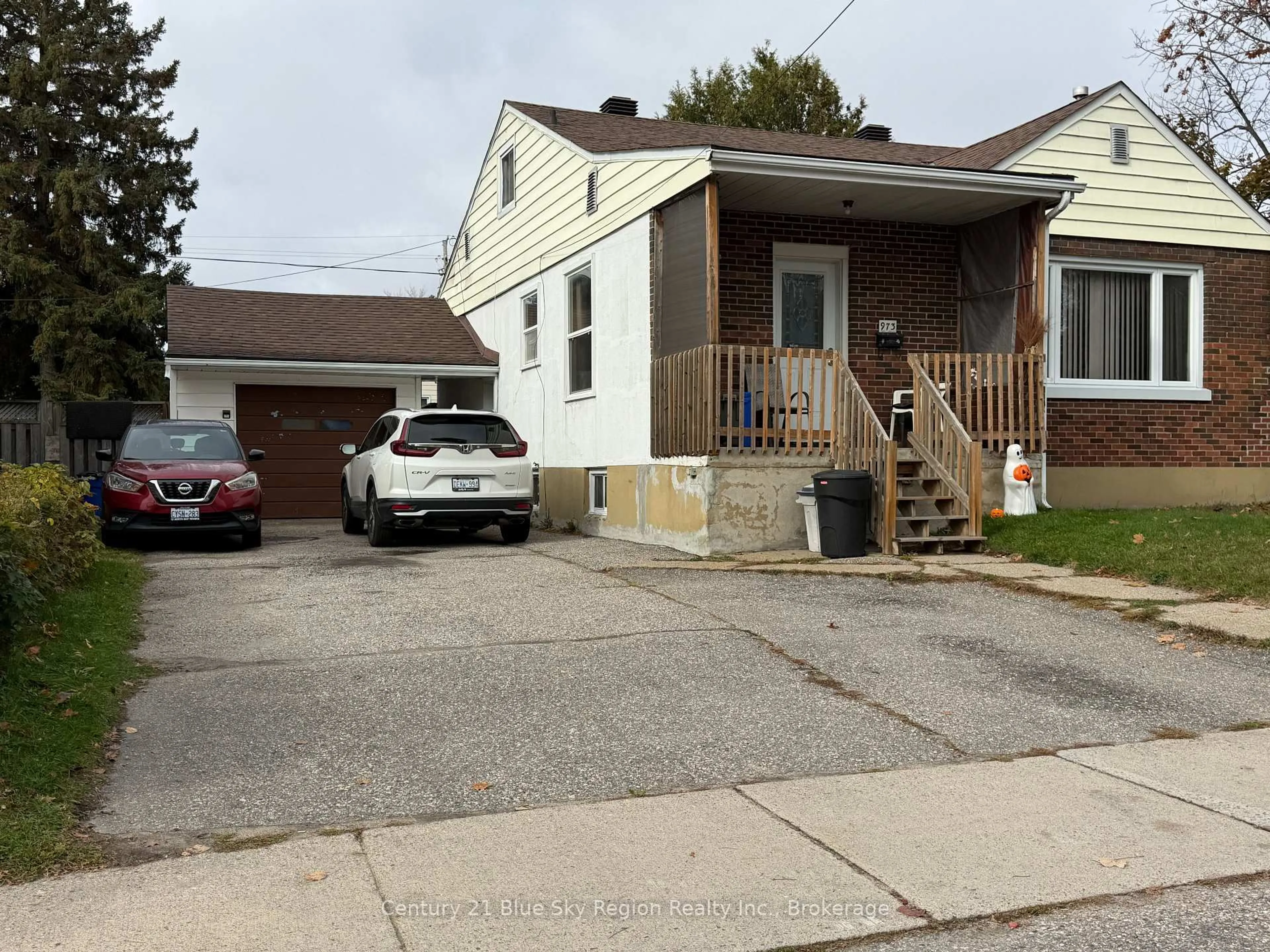 Home with vinyl exterior material, street for 973 Ann St, North Bay Ontario P1B 5M3