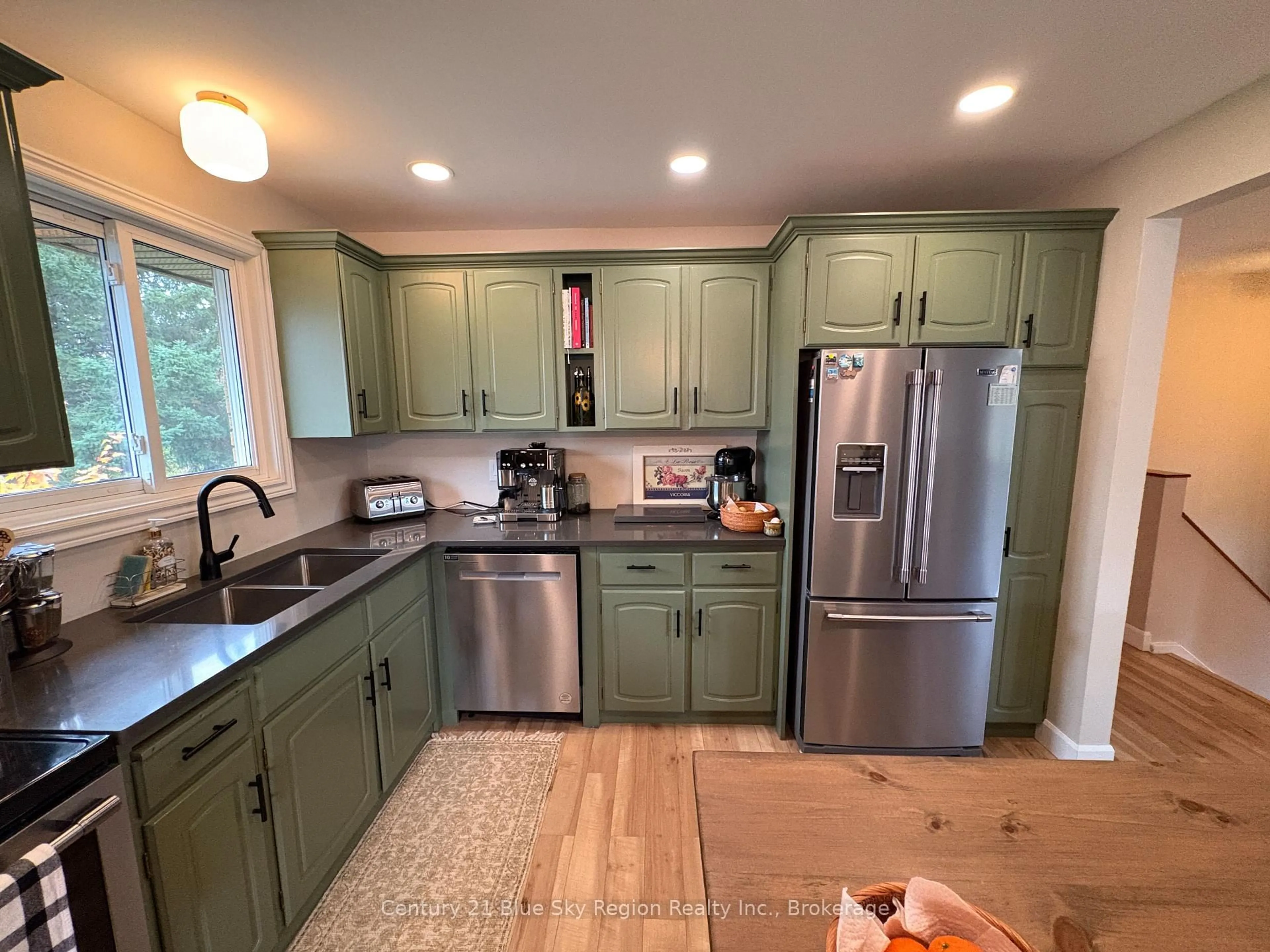 Open concept kitchen, unknown for 116 Rancier St, North Bay Ontario P1B 7X3