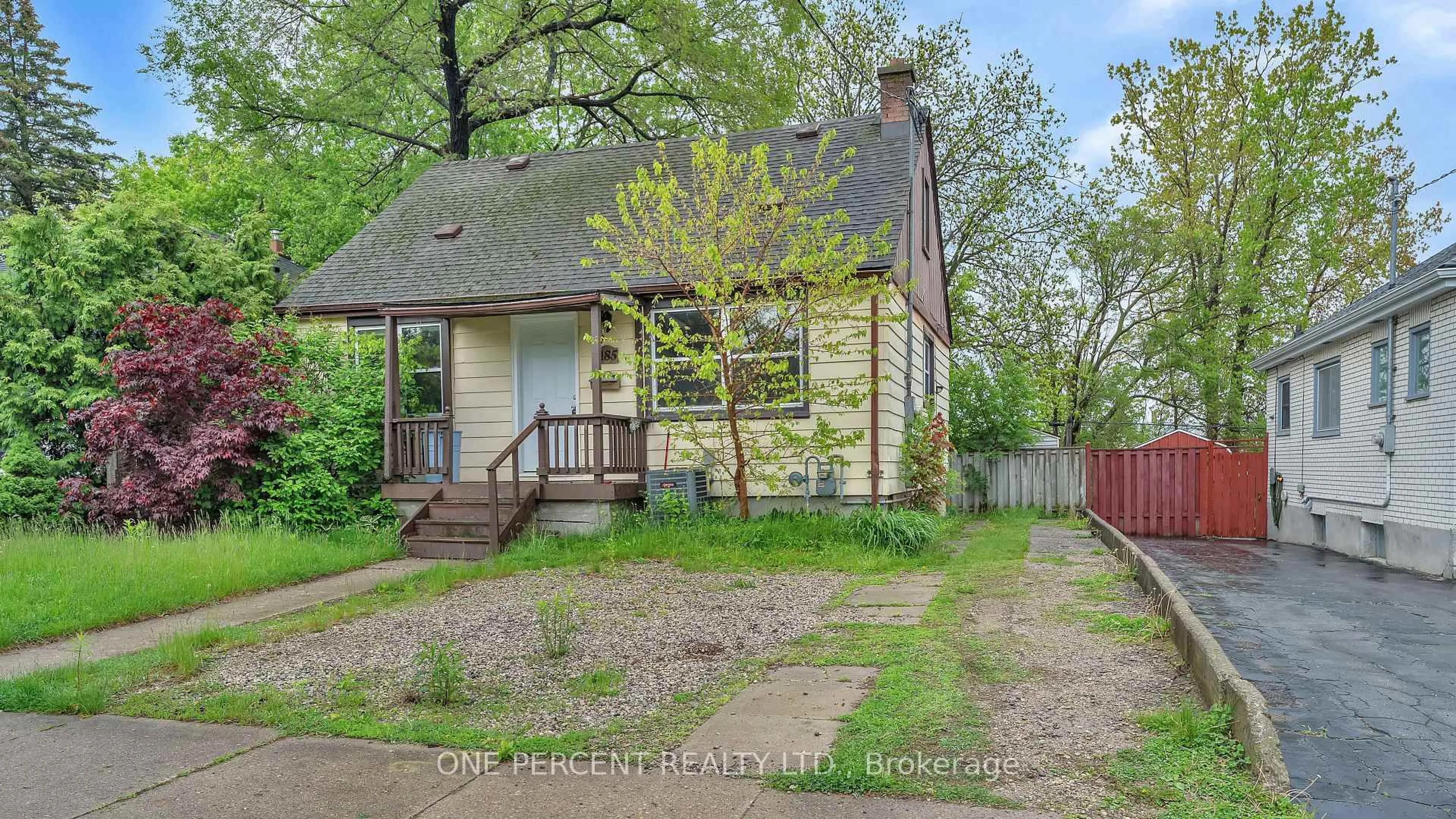 Unknown for 1185 ALBANY St, London East Ontario N5W 3L6